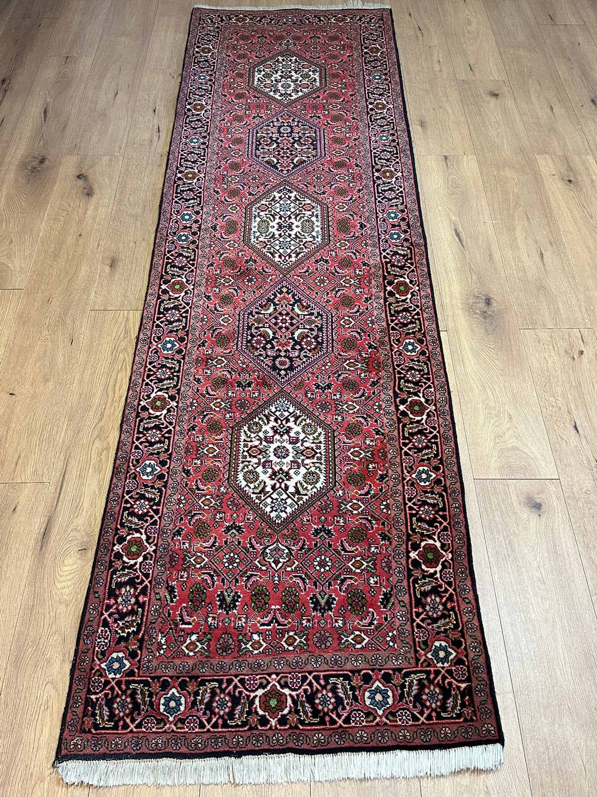 Orientteppich handgeknüpft Bidjar Korkwolle 290x80 cm