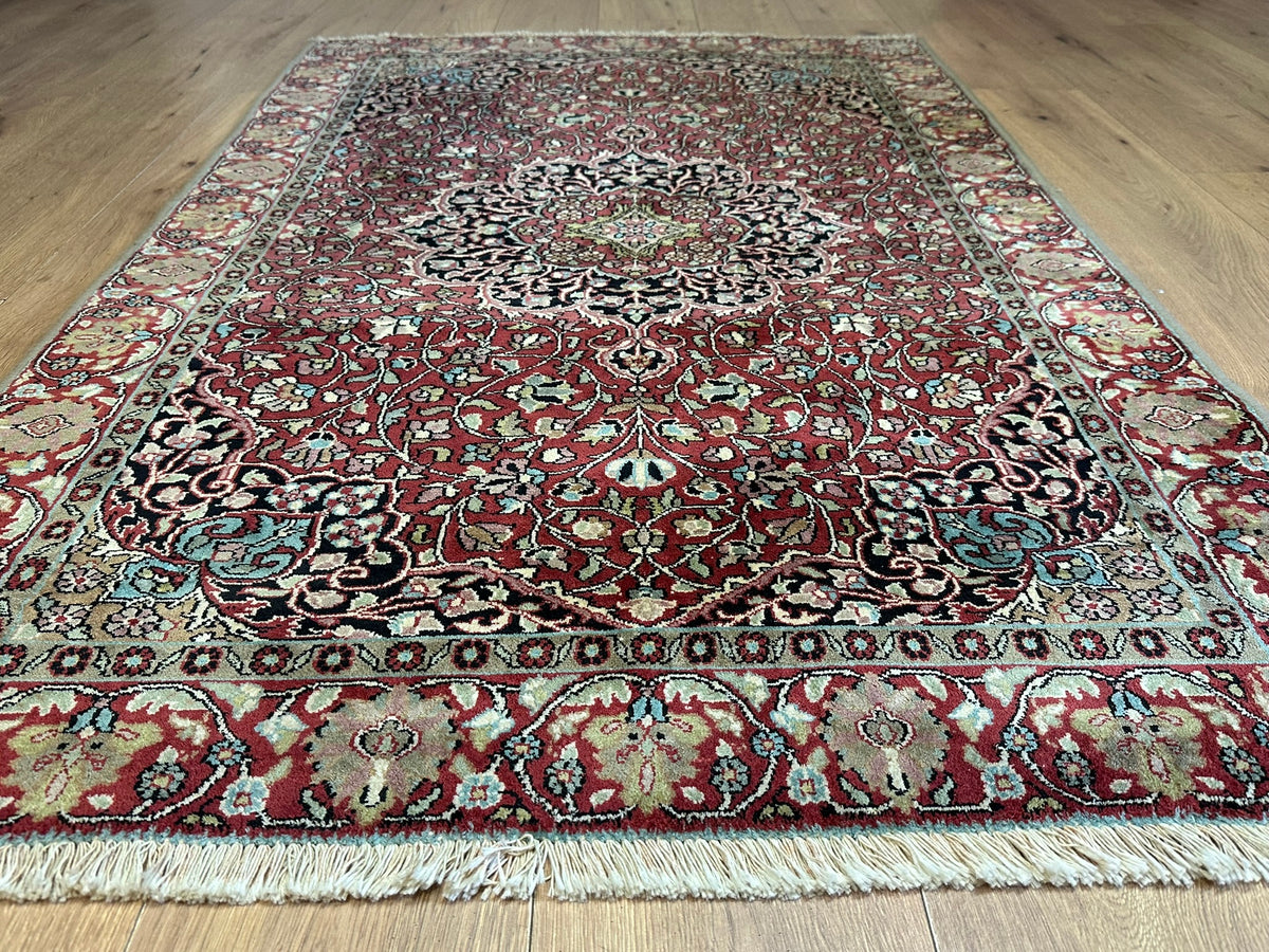 Orientteppich handgeknüpft Kaschmir Seide Ghom 170x108 cm