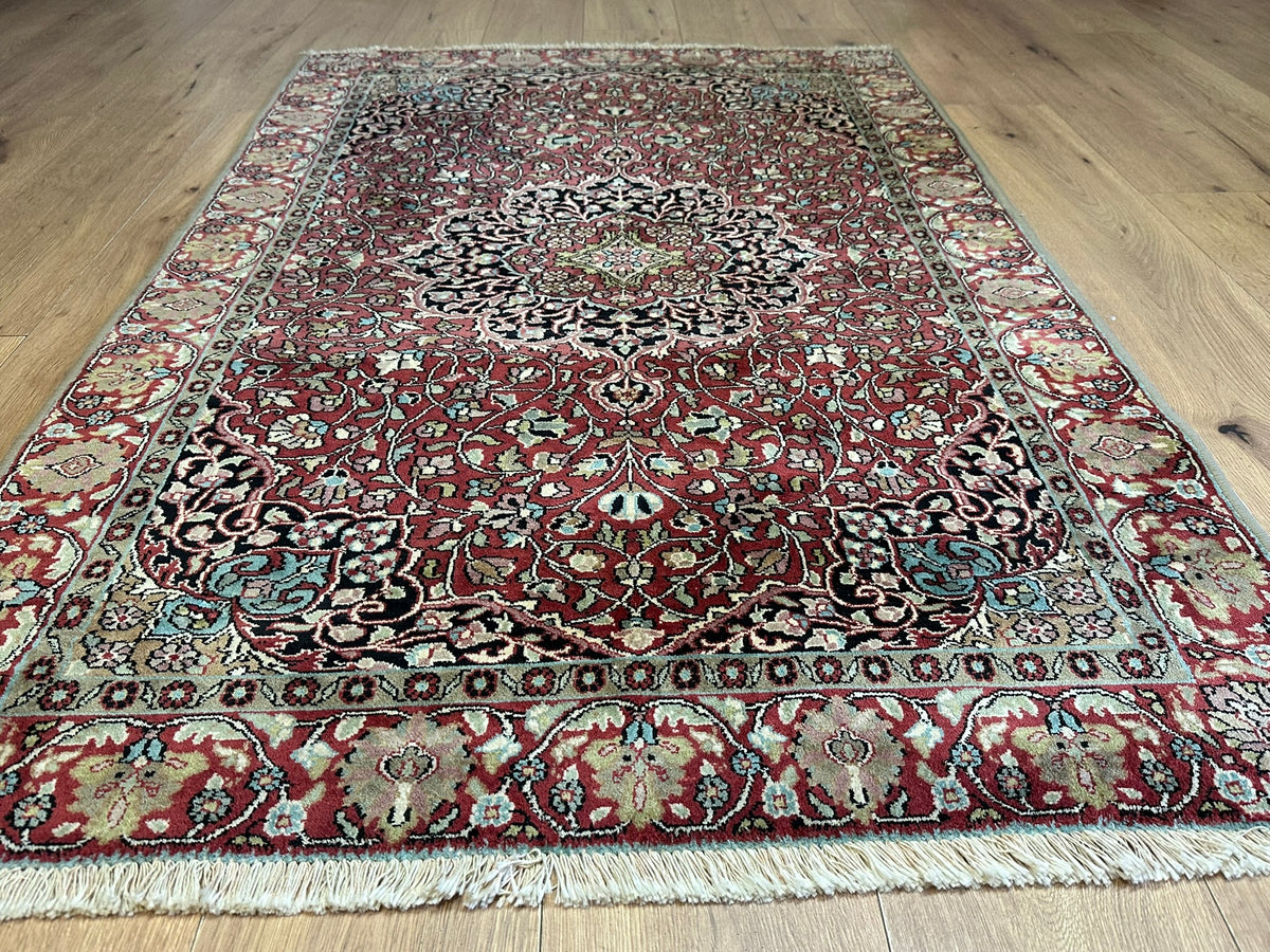 Orientteppich handgeknüpft Kaschmir Seide Ghom 170x108 cm