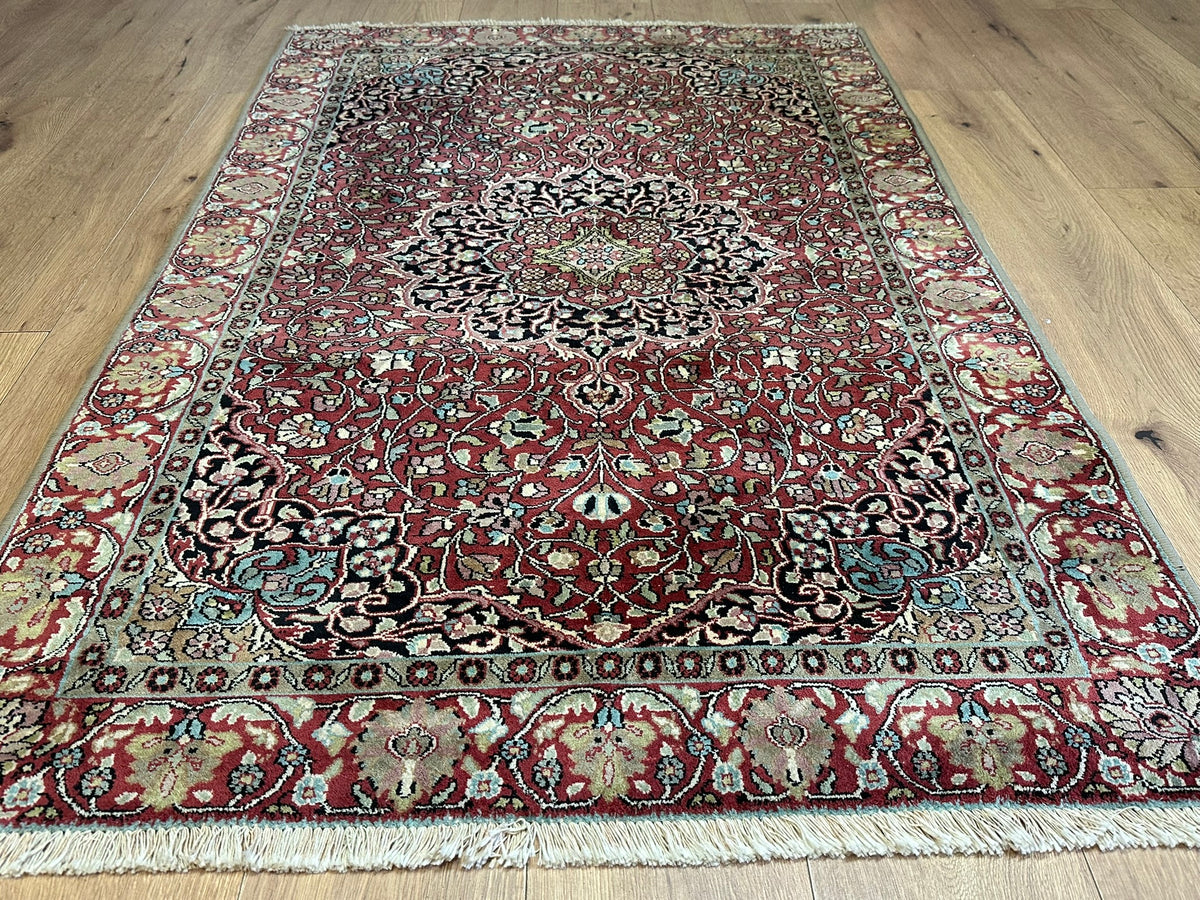 Orientteppich handgeknüpft Kaschmir Seide Ghom 170x108 cm