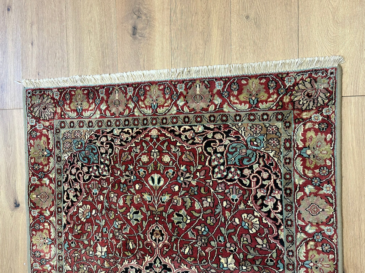 Orientteppich handgeknüpft Kaschmir Seide Ghom 170x108 cm