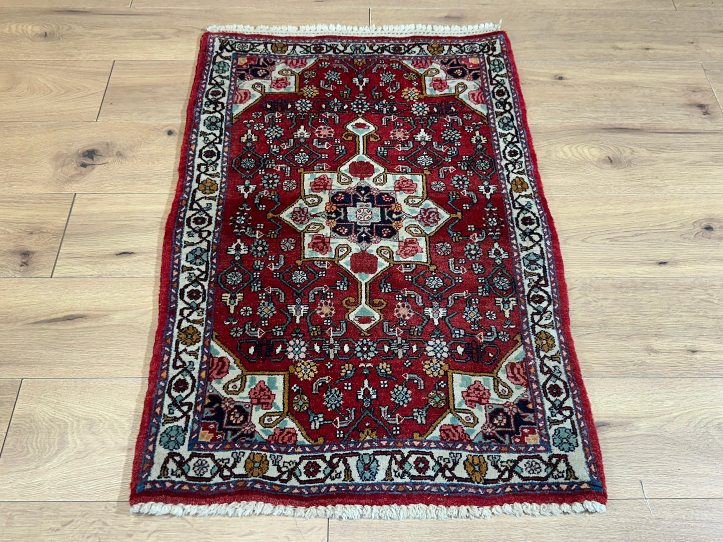 Orientteppich handgeknüpft Bidjar Rosenmuster 108x70 cm
