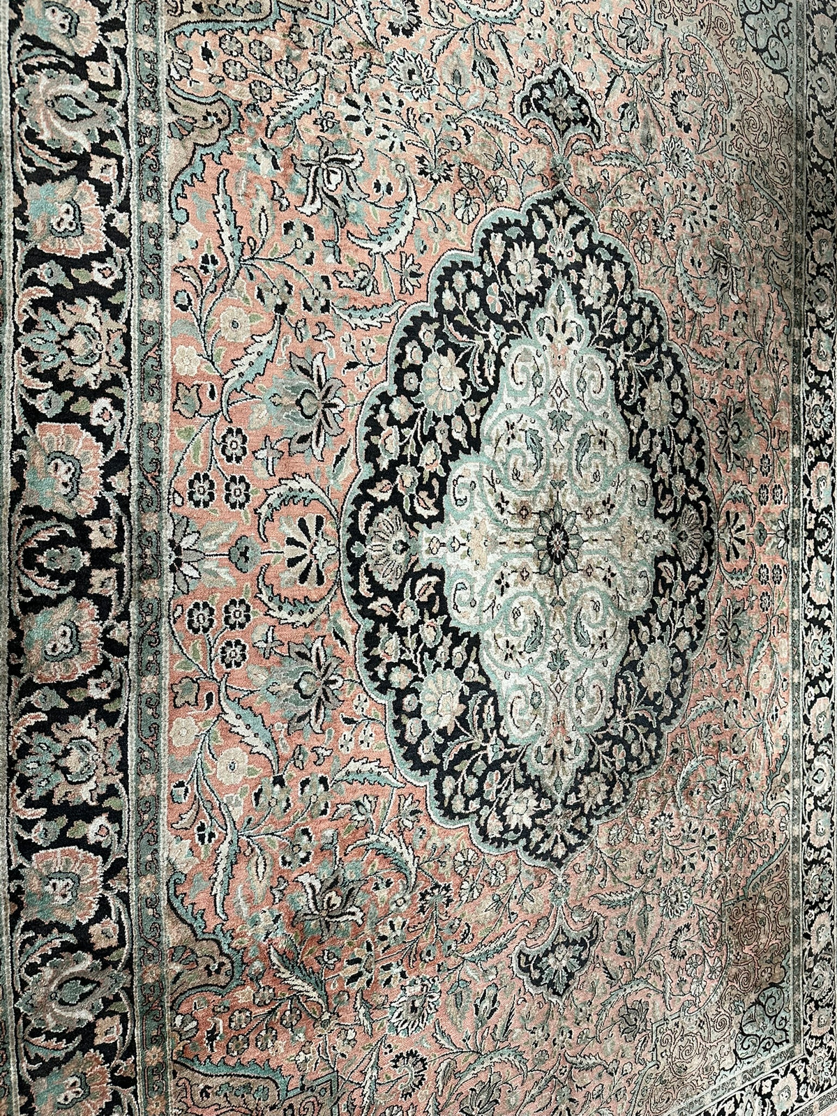 Orientteppich handgeknüpft Kaschmir Ghom Seide 310x210 cm
