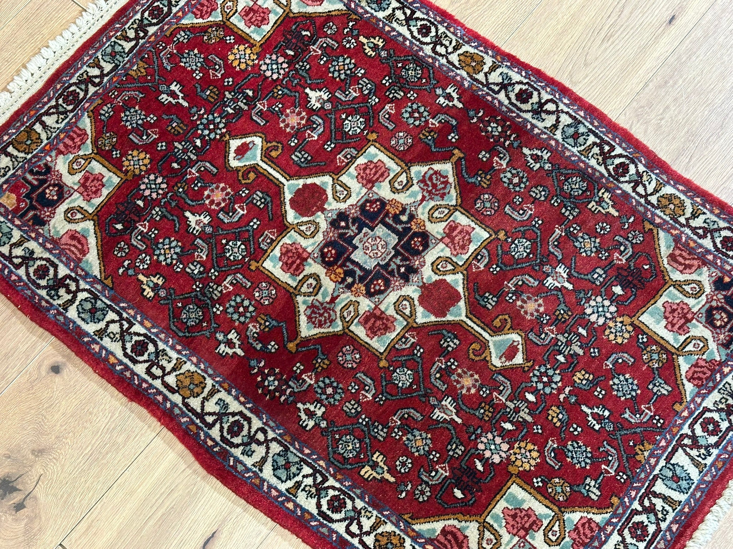 Orientteppich handgeknüpft Bidjar Rosenmuster 108x70 cm