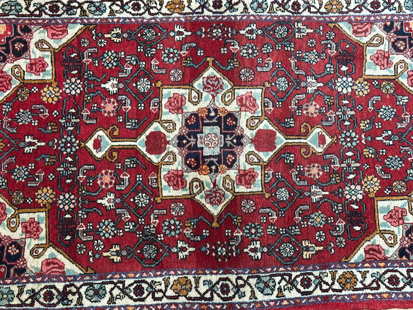 Orientteppich handgeknüpft Bidjar Rosenmuster 108x70 cm