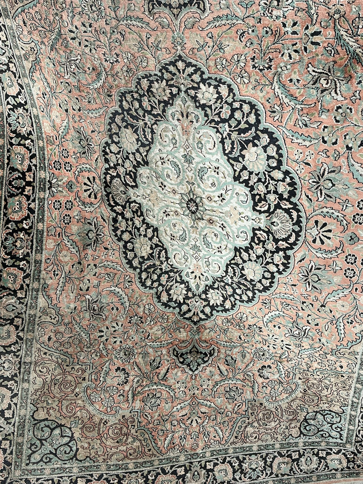 Orientteppich handgeknüpft Kaschmir Ghom Seide 310x210 cm