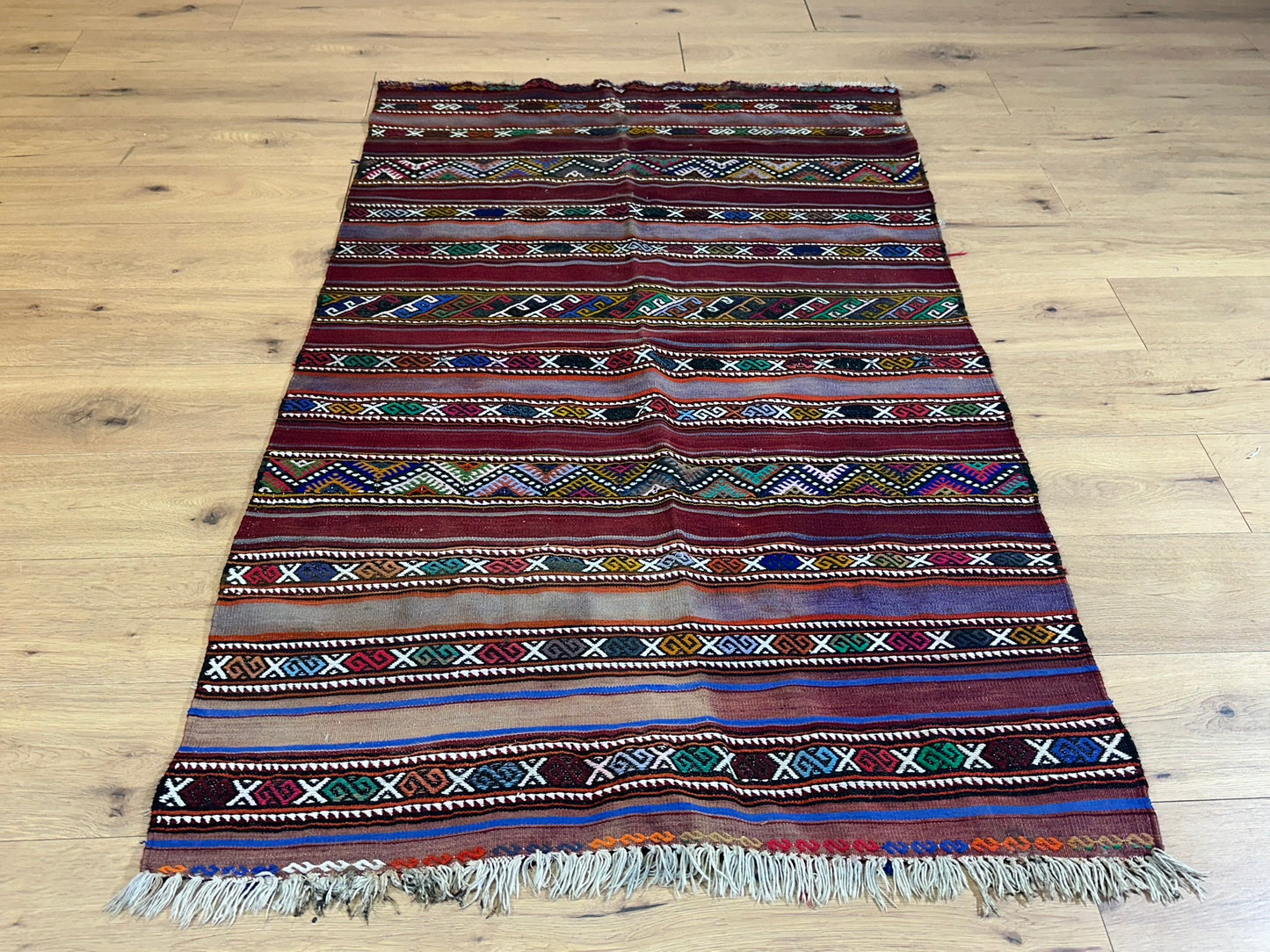 Antiker Orientteppich handgeknüpft Berber Kelim Naturfarben 173x107 cm