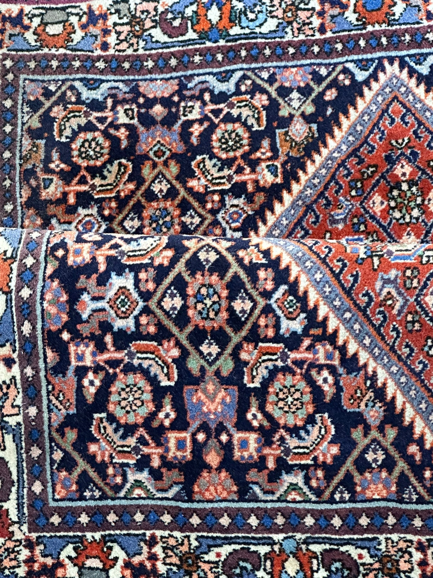 Orientteppich handgeknüpft Bidjar 98x74 cm