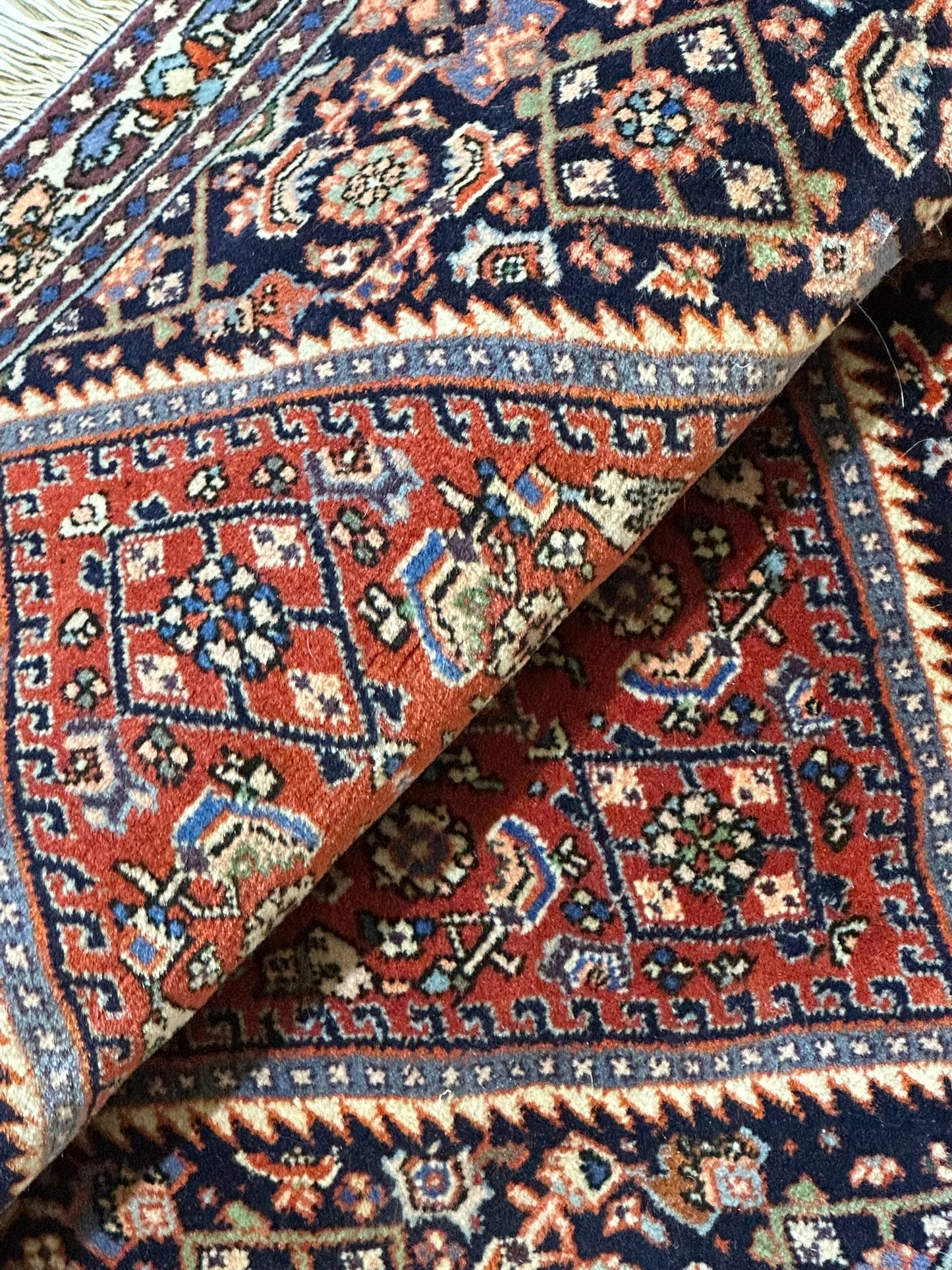 Orientteppich handgeknüpft Bidjar 98x74 cm