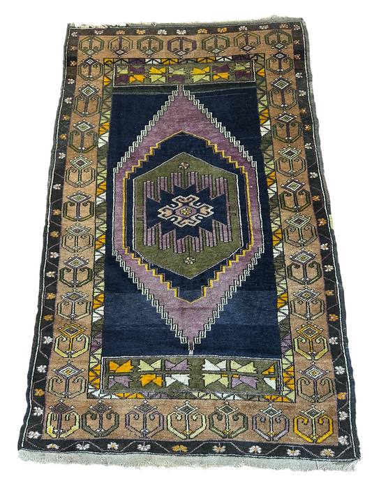 Antik Orientteppich handgeknüpft Kazak Milas Naturfarben 180x114 cm