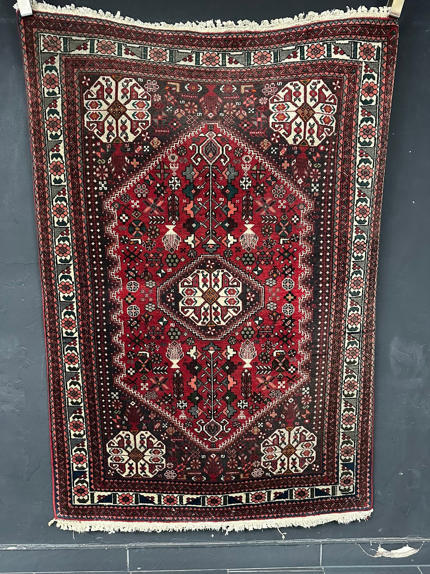 Handgeknüpfter Perser Teppich – Medaillon Design aus Abdeeh