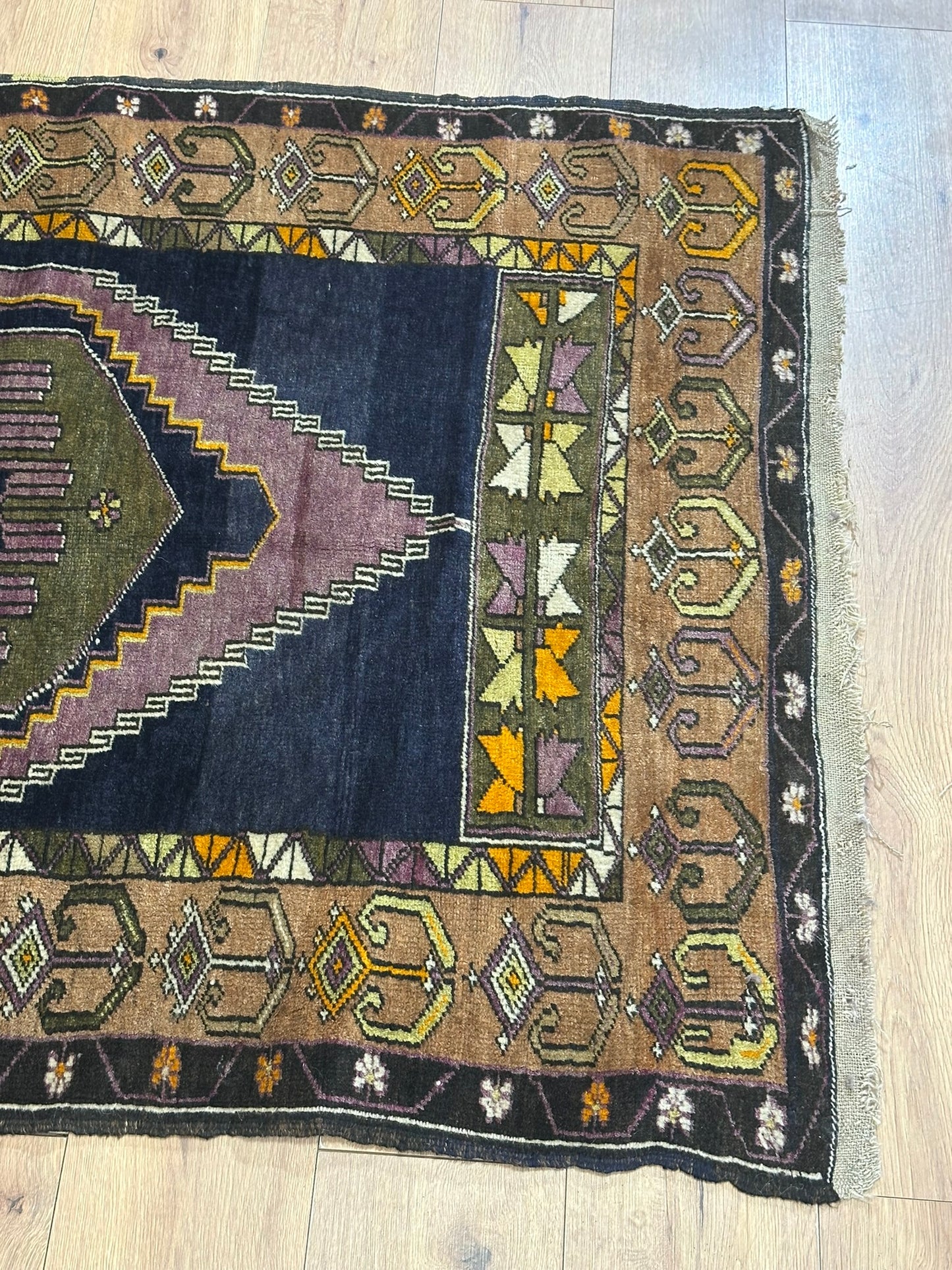 Antik Orientteppich handgeknüpft Kazak Milas Naturfarben 180x114 cm