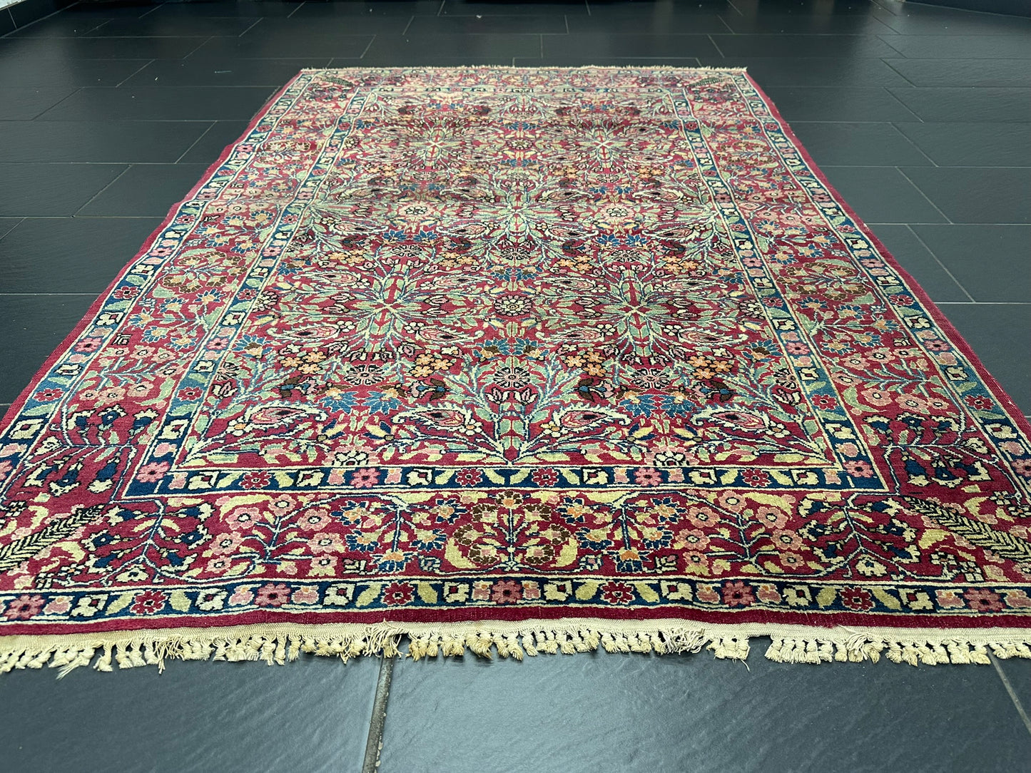 Handgeknüpfter Perser Teppich – Kirman Lavar Design aus Korkwolle