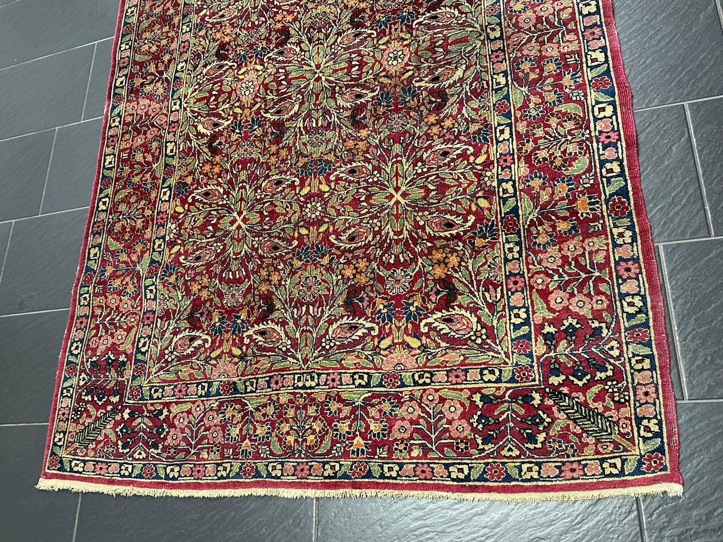 Handgeknüpfter Perser Teppich – Kirman Lavar Design aus Korkwolle