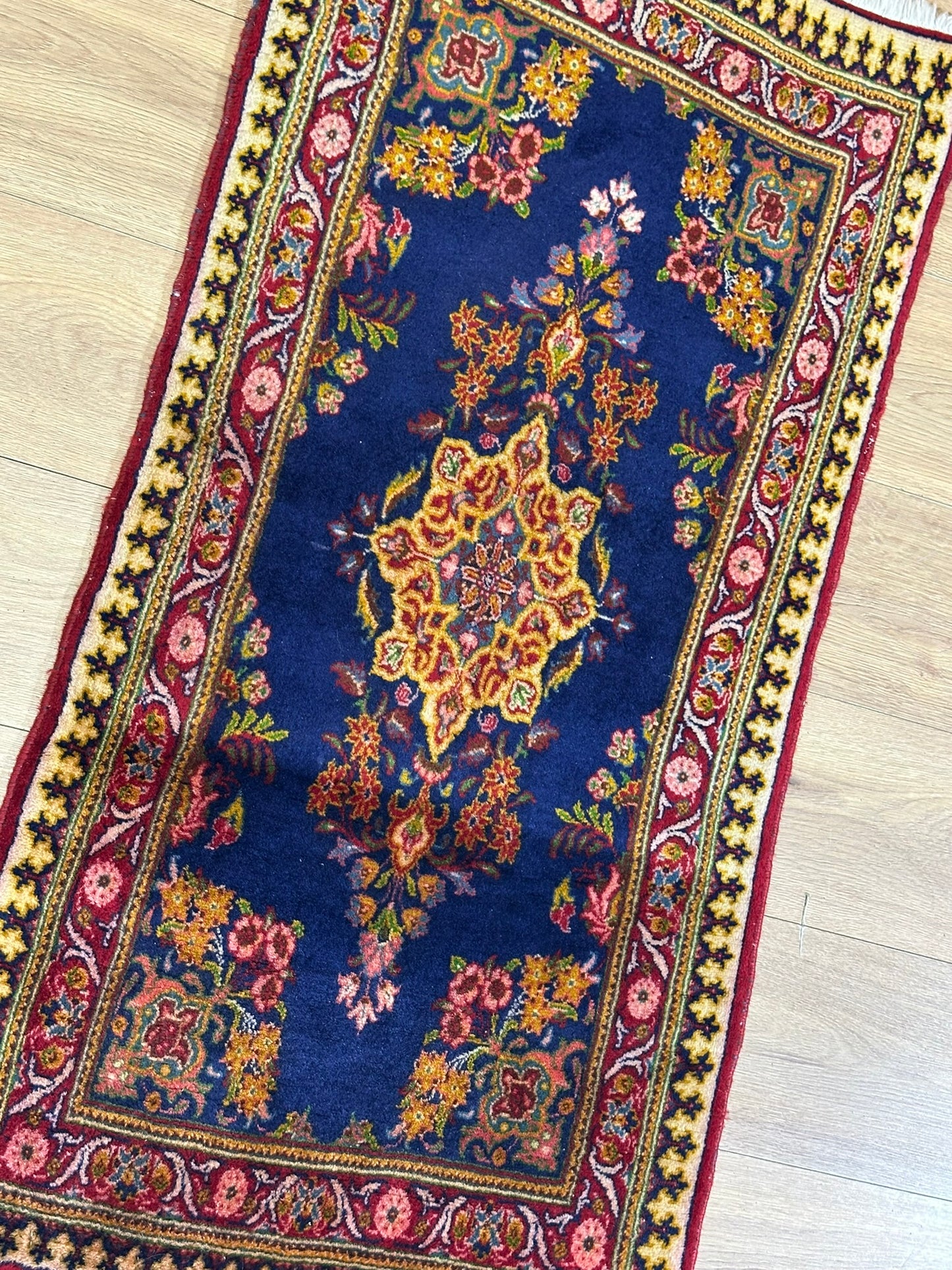 Orientteppich handgeknüpft Sarough Natur Semiantik 118x62 cm
