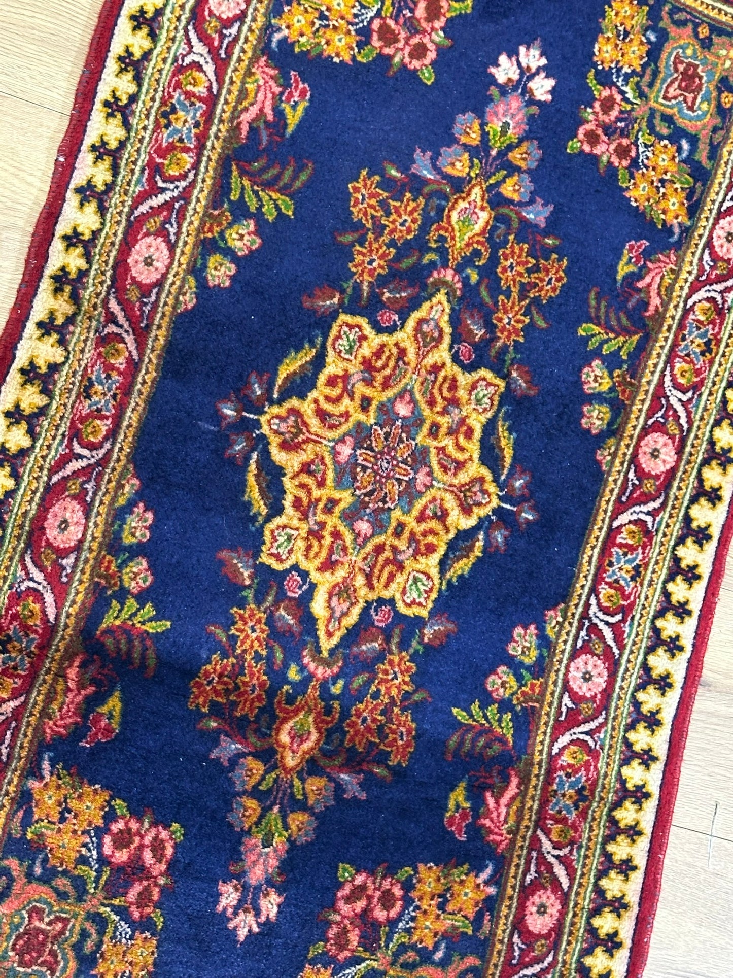 Orientteppich handgeknüpft Sarough Natur Semiantik 118x62 cm