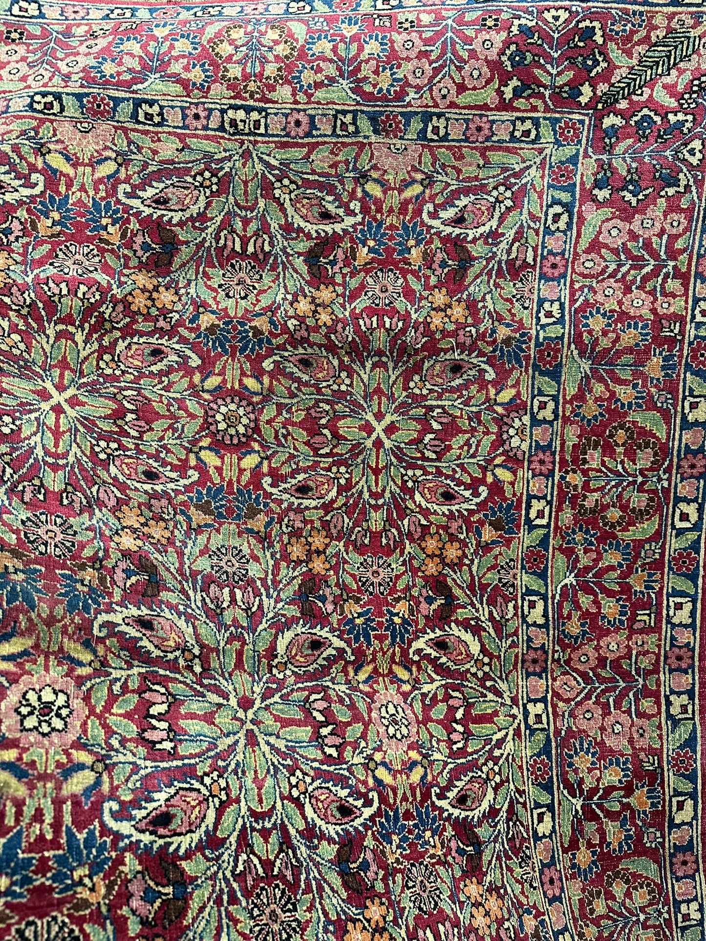 Handgeknüpfter Perser Teppich – Kirman Lavar Design aus Korkwolle