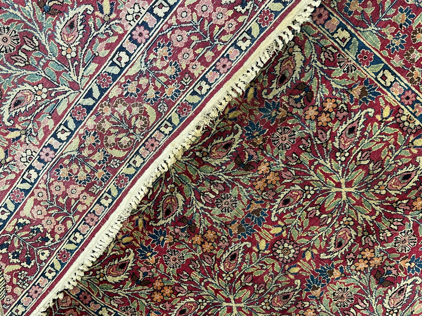 Handgeknüpfter Perser Teppich – Kirman Lavar Design aus Korkwolle