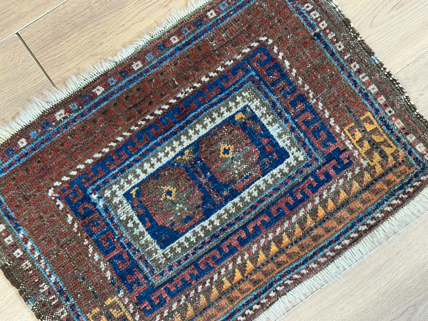 Antik Orientteppich handgeknüpft Belutsch Naturfarben 64x45 cm