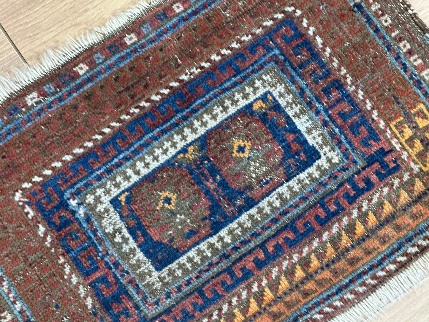 Antik Orientteppich handgeknüpft Belutsch Naturfarben 64x45 cm