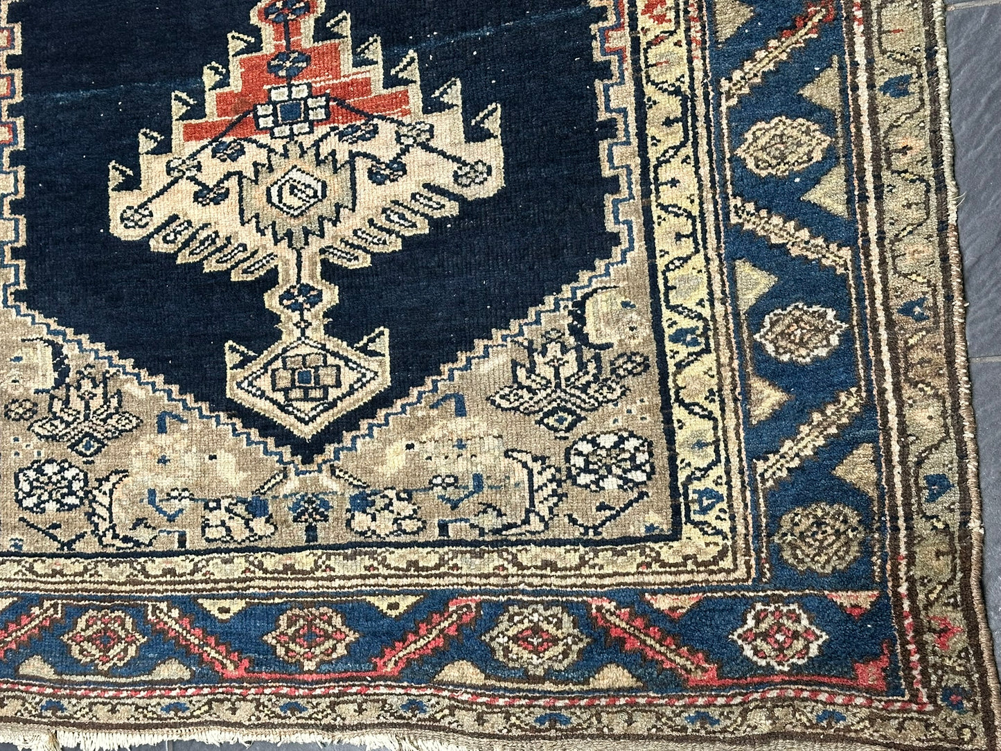 Handgeknüpfter Perser Teppich – Zanjan Art Deco Naturfarben 197x130cm