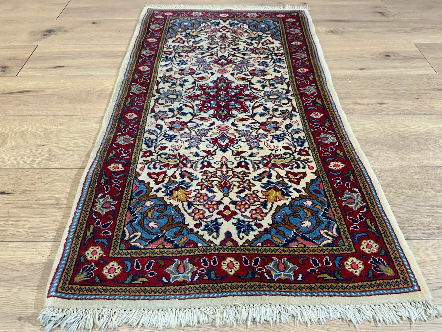 Orientteppich handgeknüpft Sarough 118x64 cm
