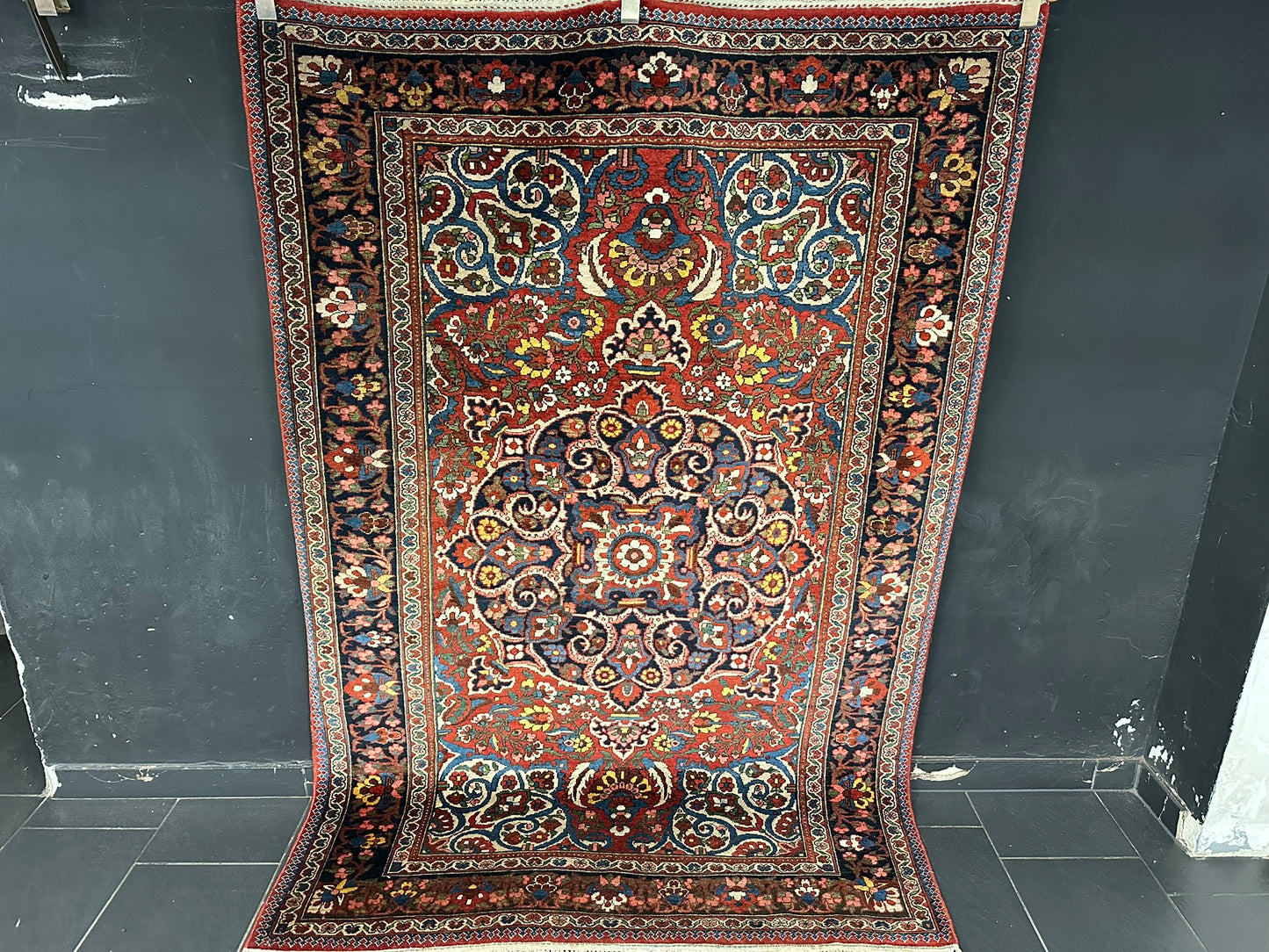 Handgeknüpfter Perser Teppich – Bachtiar Art Deco Naturfarben 208x138cm