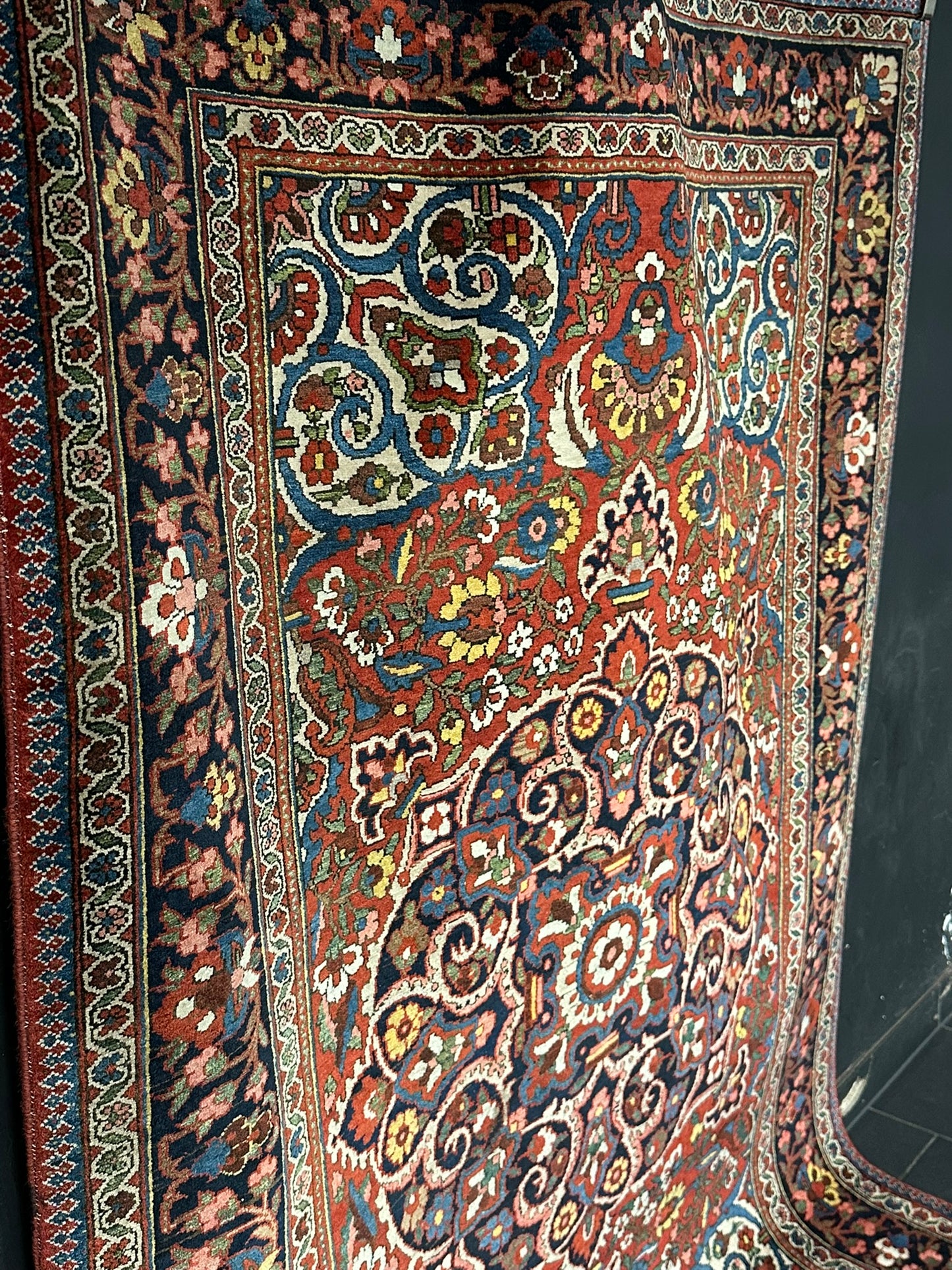 Handgeknüpfter Perser Teppich – Bachtiar Art Deco Naturfarben 208x138cm