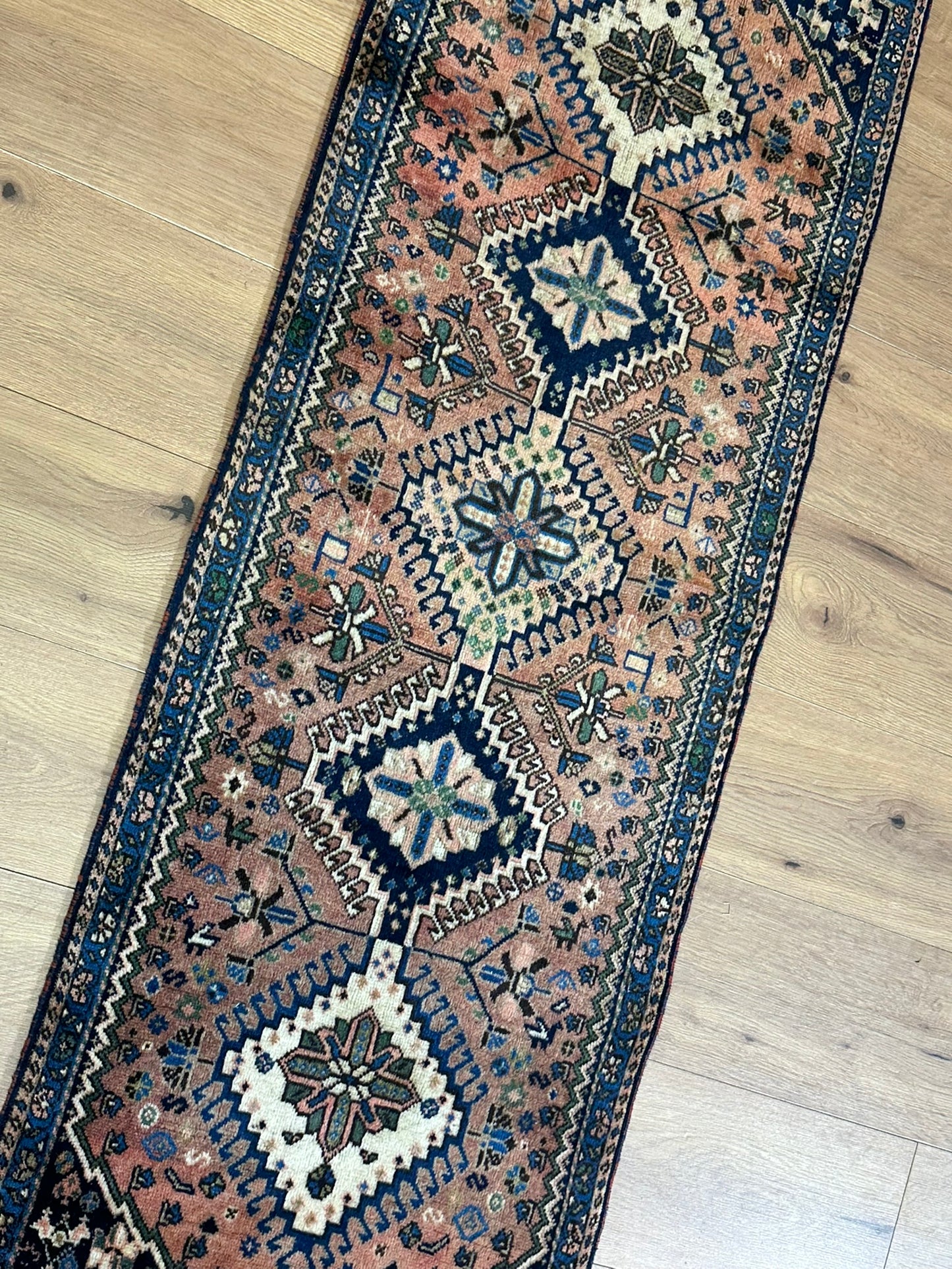 Orientteppich handgeknüpft Gaschgai 155x57 cm