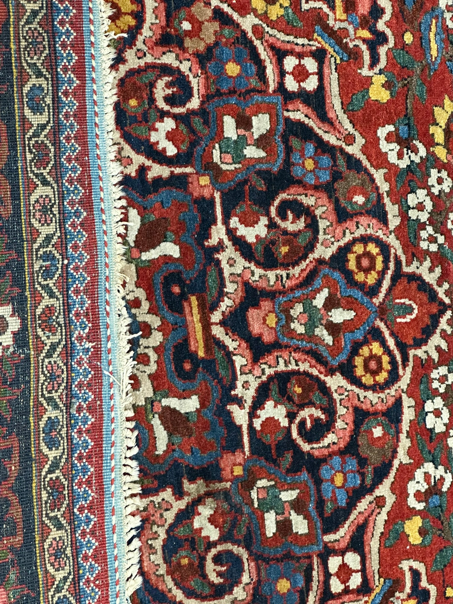 Handgeknüpfter Perser Teppich – Bachtiar Art Deco Naturfarben 208x138cm