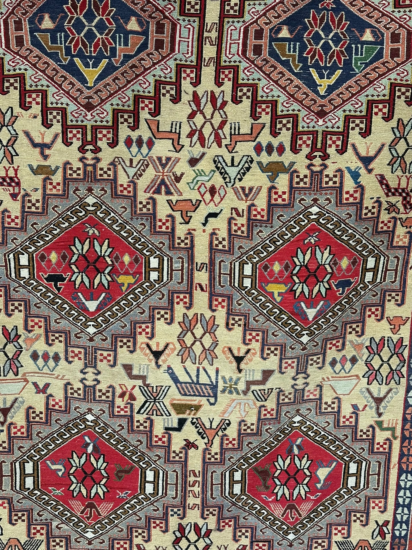 Handgeknüpfter Perser Teppich – Kazak Sumack Art Deco Naturfarben 186x113cm