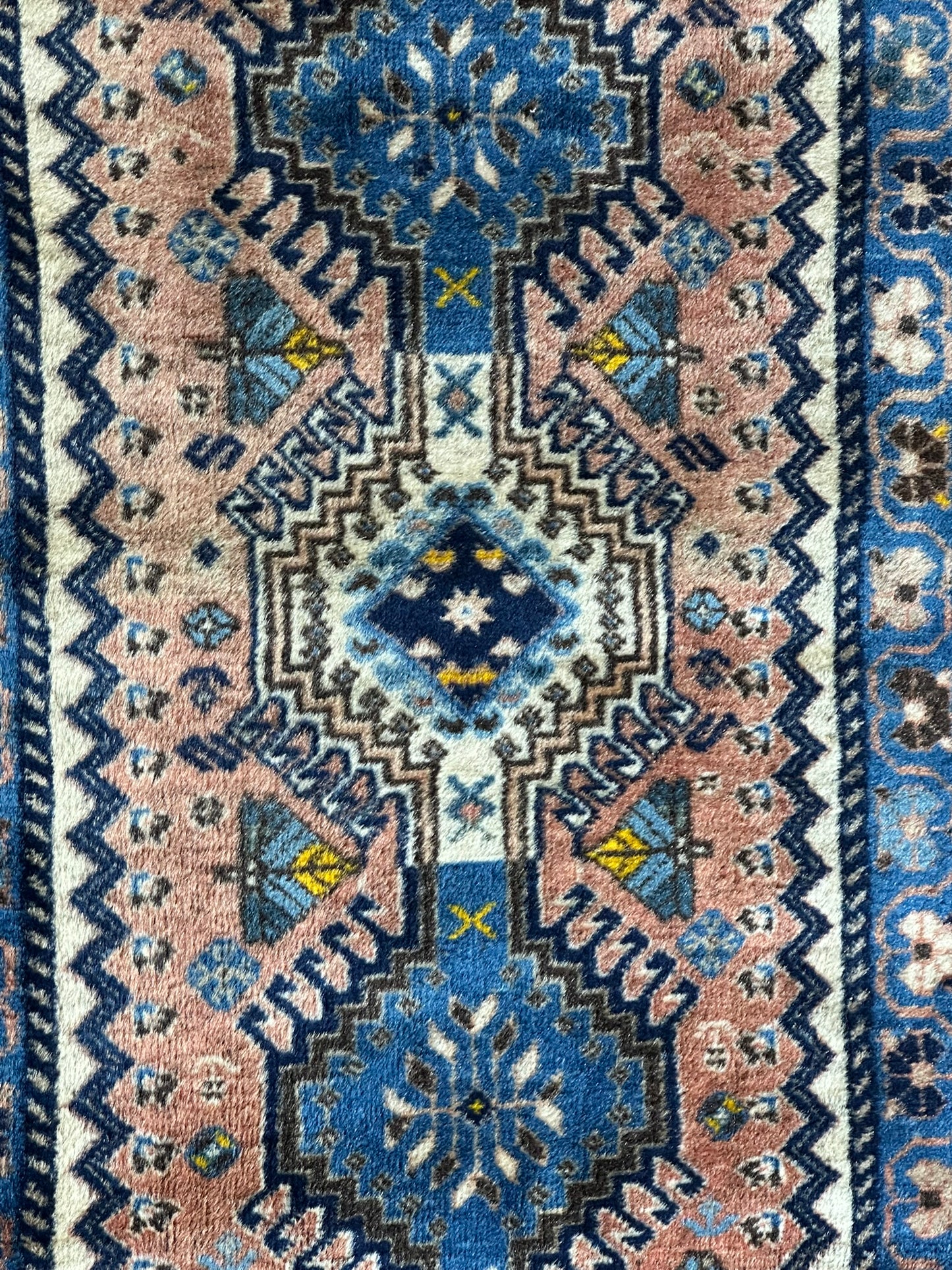 Orientteppich handgeknüpft Gaschgai Wolle 140x55 cm