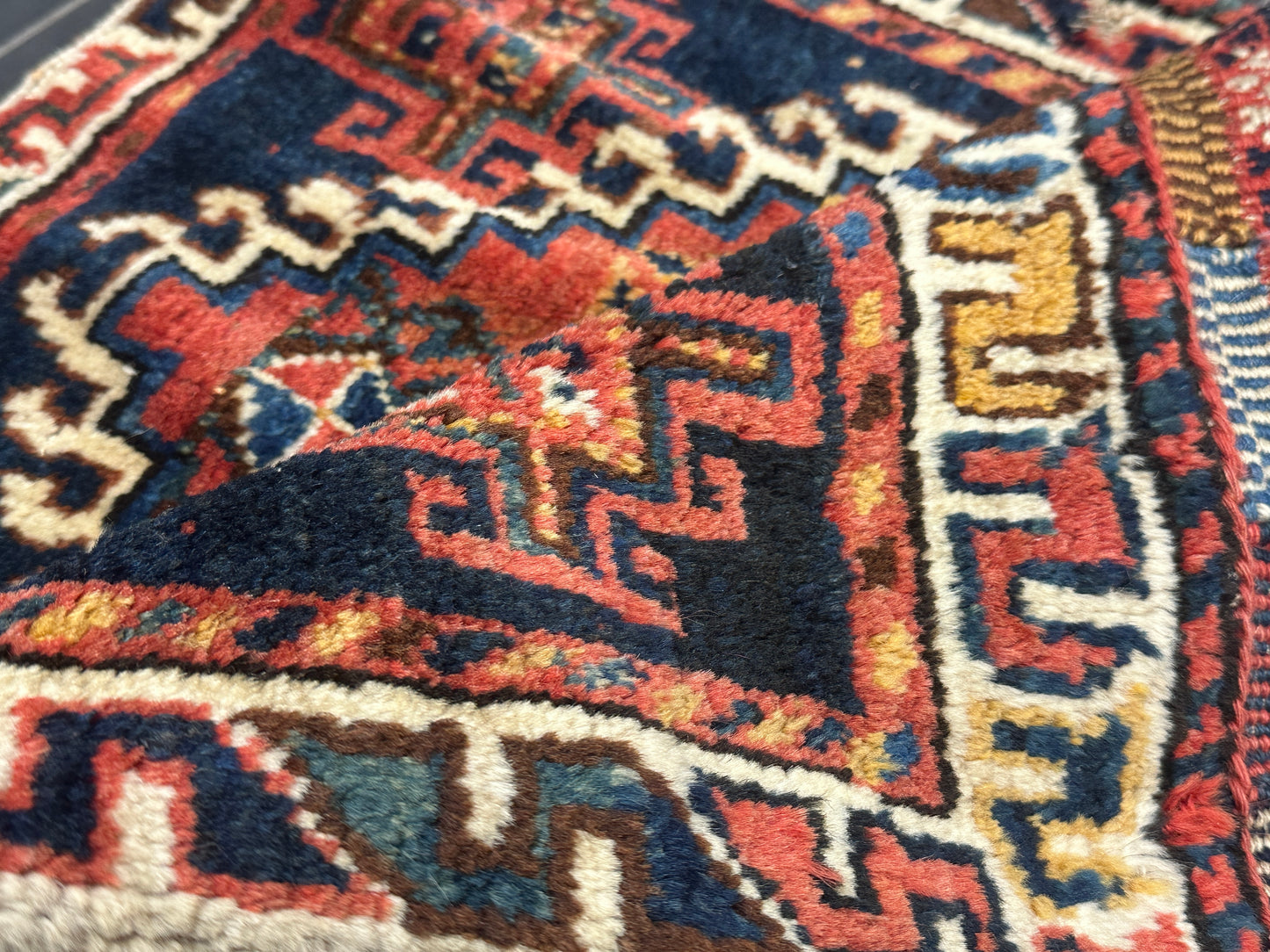Antike Bachtiar Tasche - Handgeknüpfter Perser Orientteppich 53x62 cm