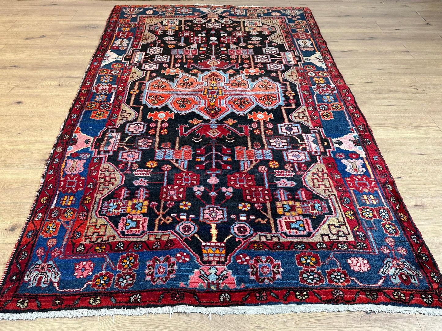 Orientteppich handgeknüpft Malayer Naturfarben 245x150 cm