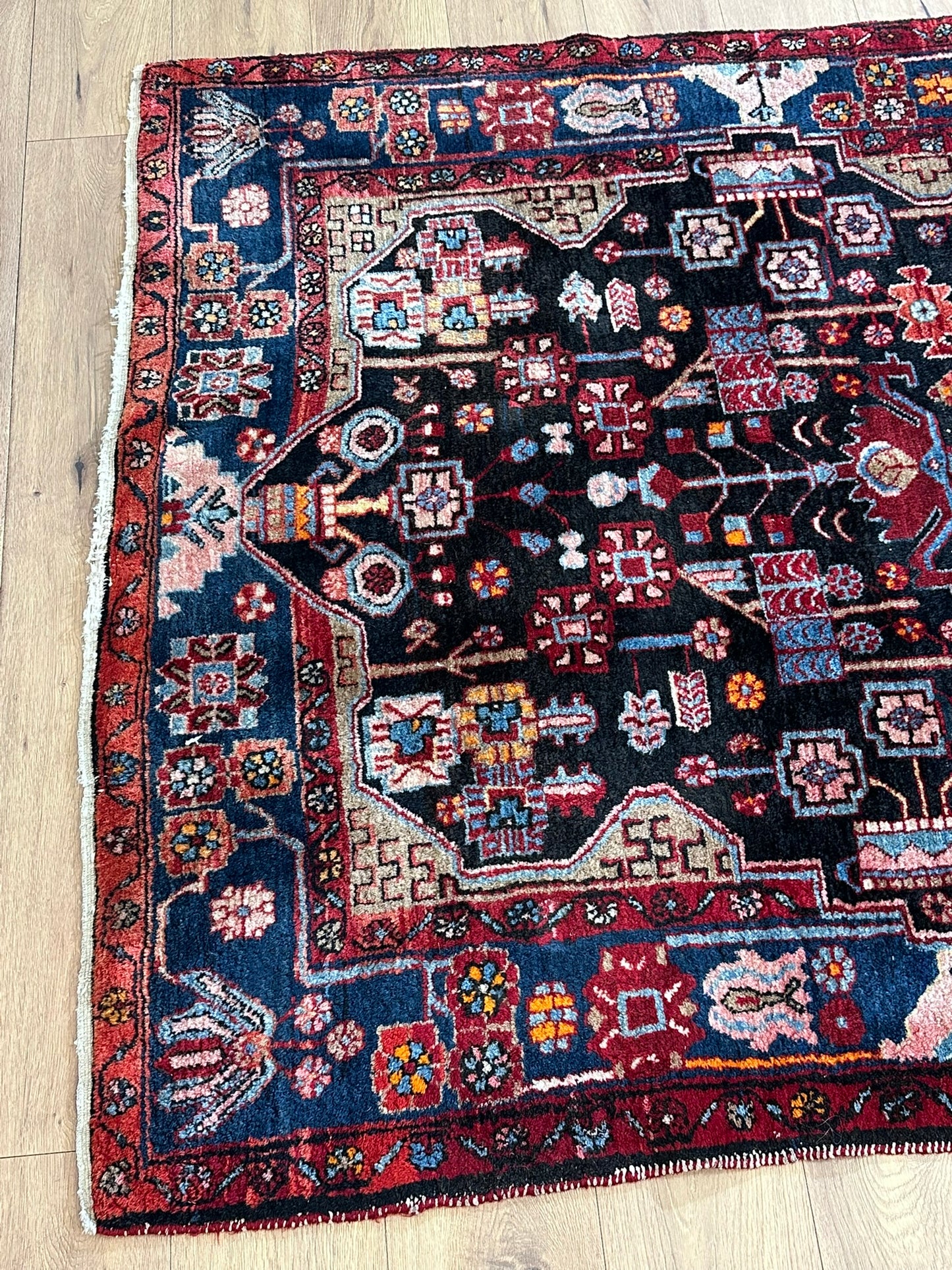 Orientteppich handgeknüpft Malayer Naturfarben 245x150 cm