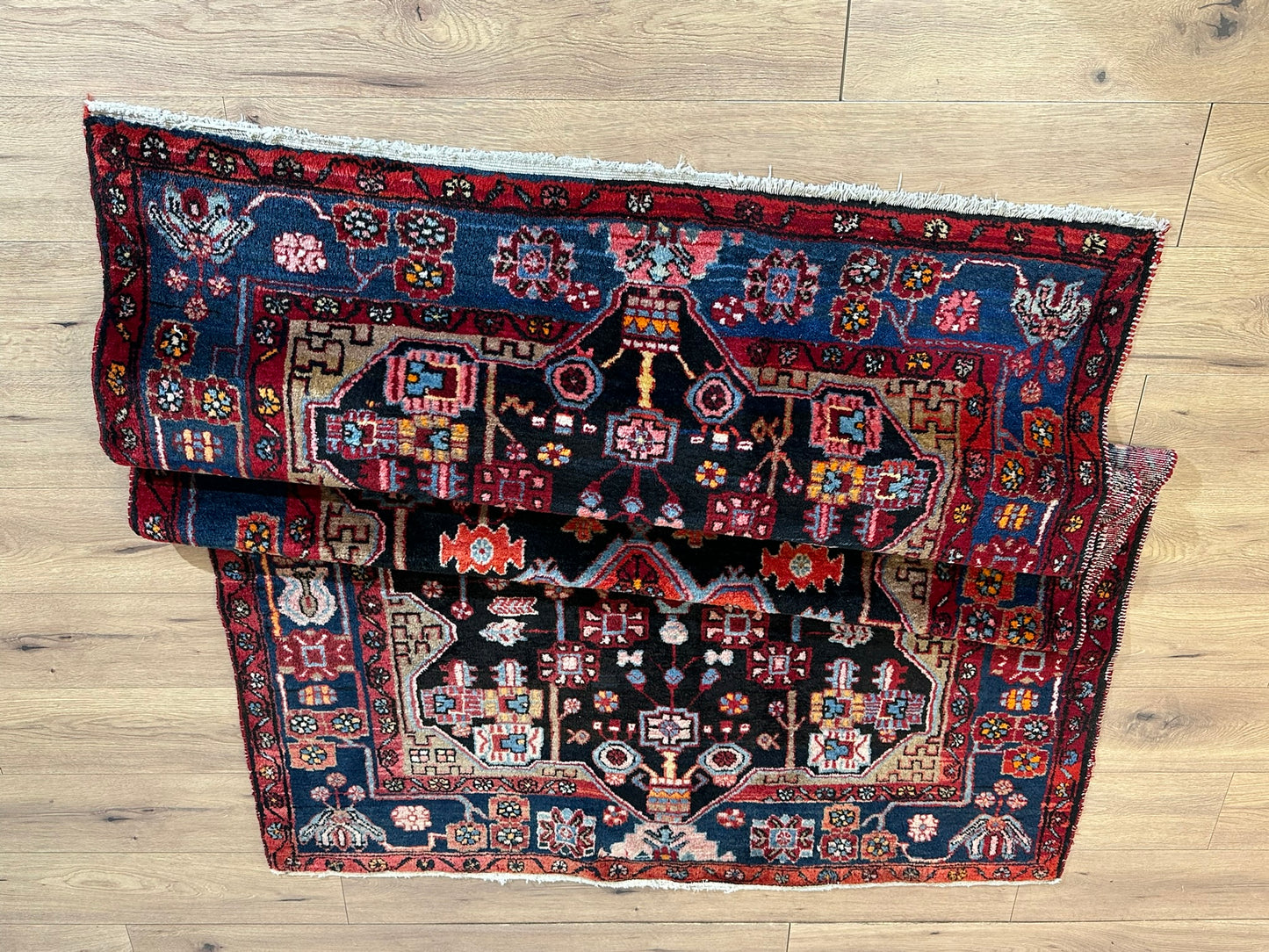 Orientteppich handgeknüpft Malayer Naturfarben 245x150 cm