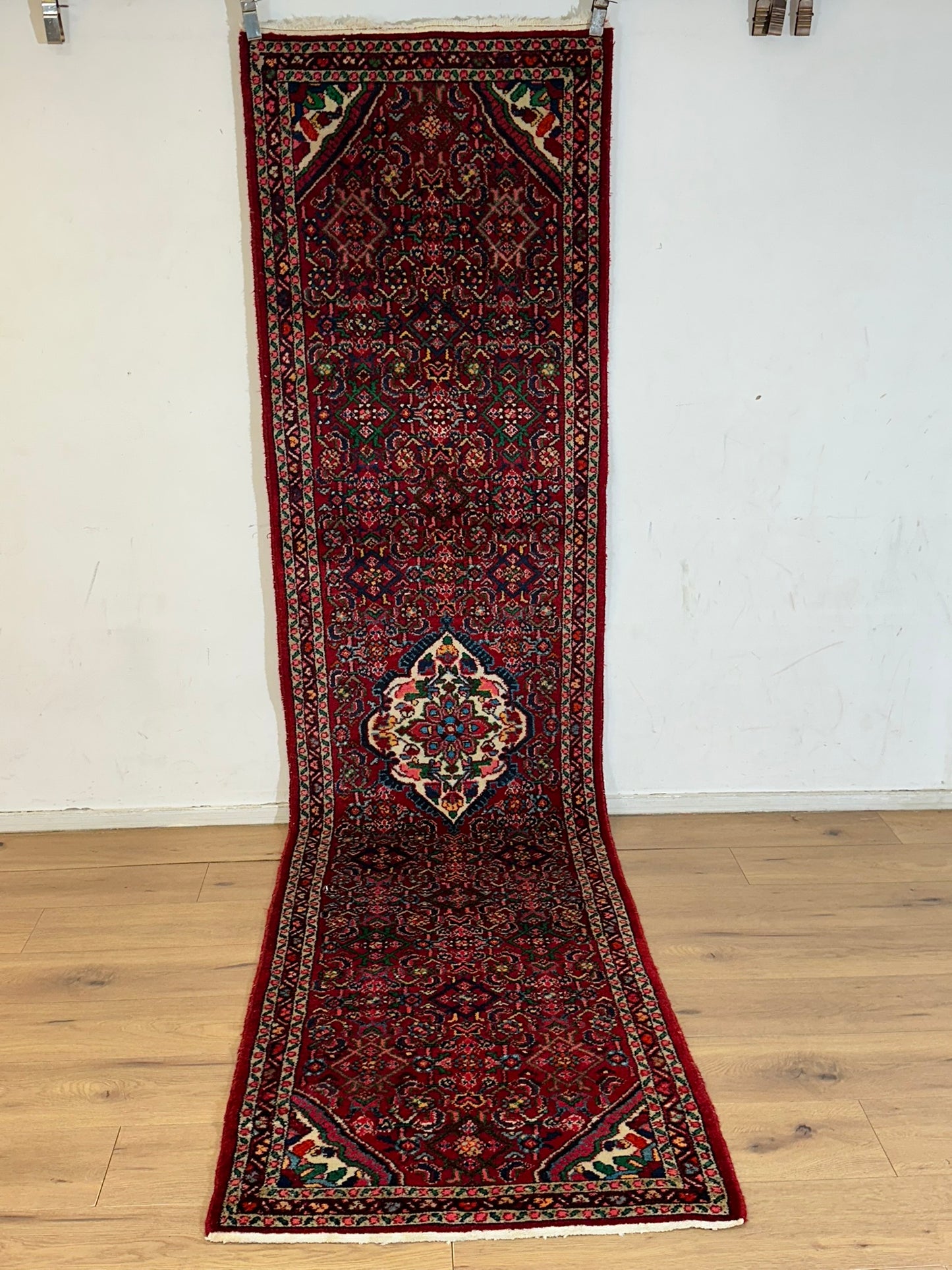 Orientteppich handgeknüpft Hamadan Läufer Wolle 325x85 cm