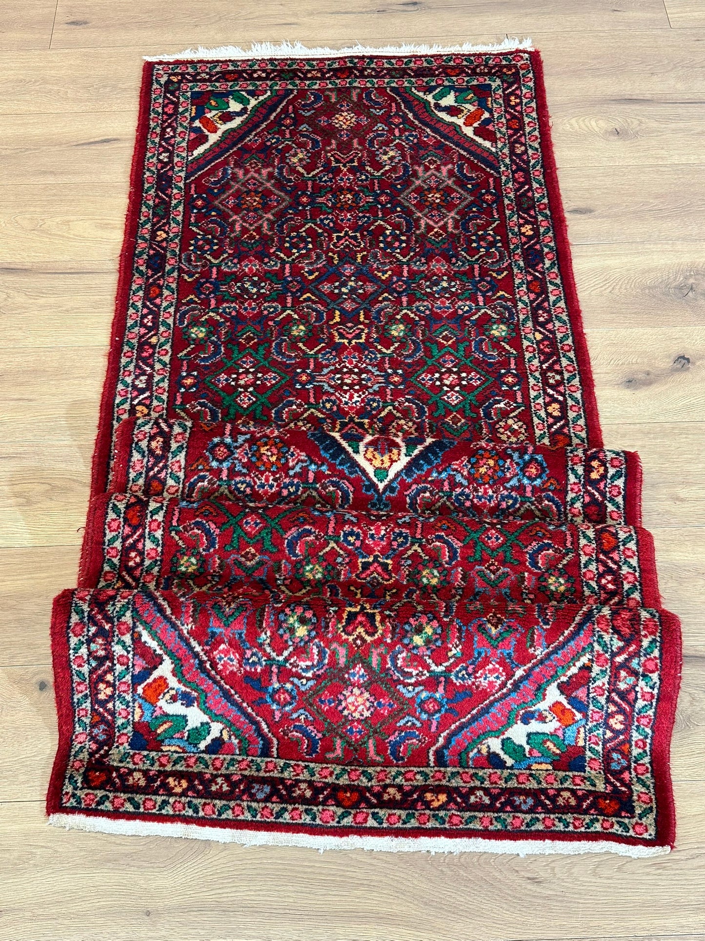 Orientteppich handgeknüpft Hamadan Läufer Wolle 325x85 cm