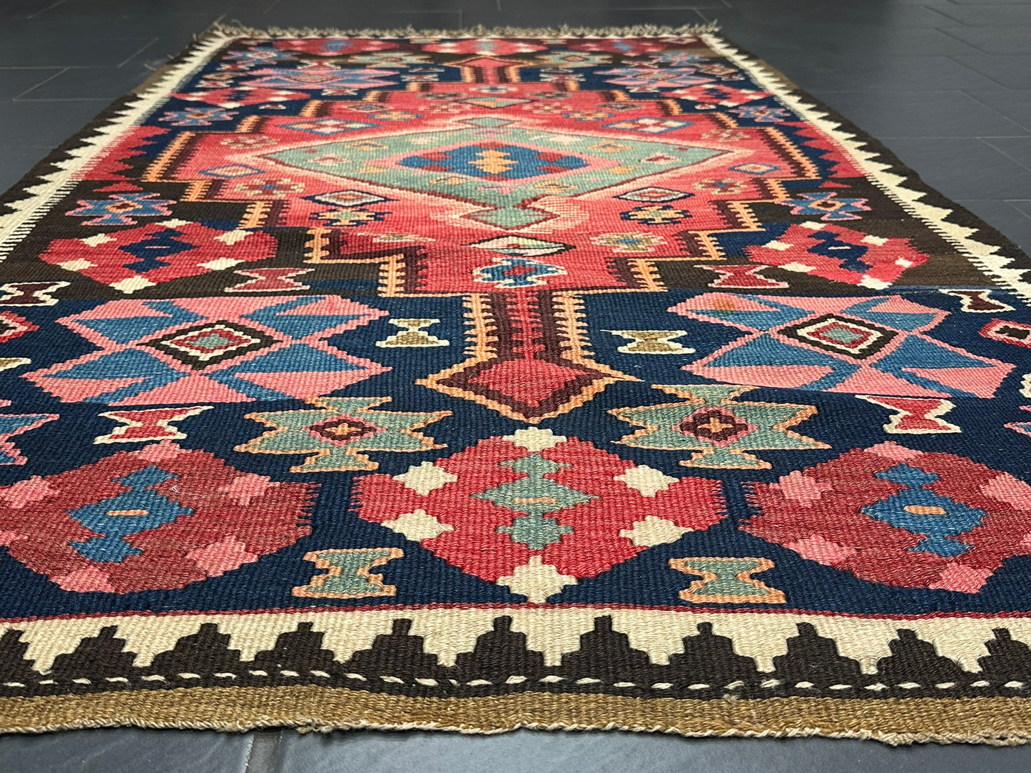 Handgeknüpfter Perser Teppich – Sumack Kelim Art Deco Naturfarben 210X127CM