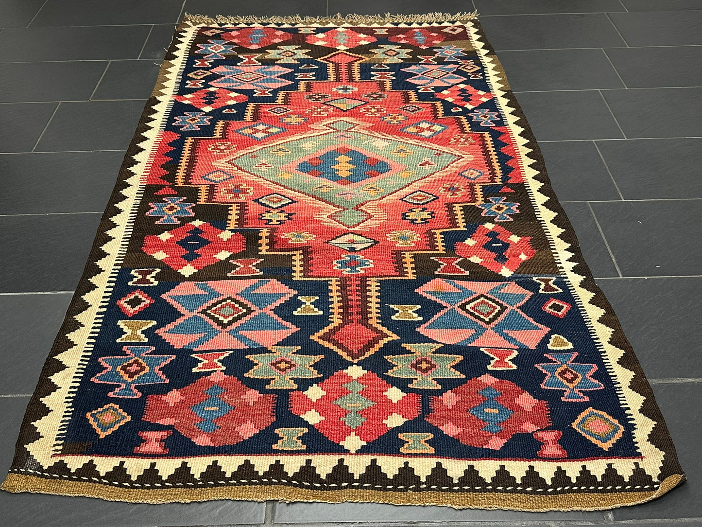 Handgeknüpfter Perser Teppich – Sumack Kelim Art Deco Naturfarben 210X127CM
