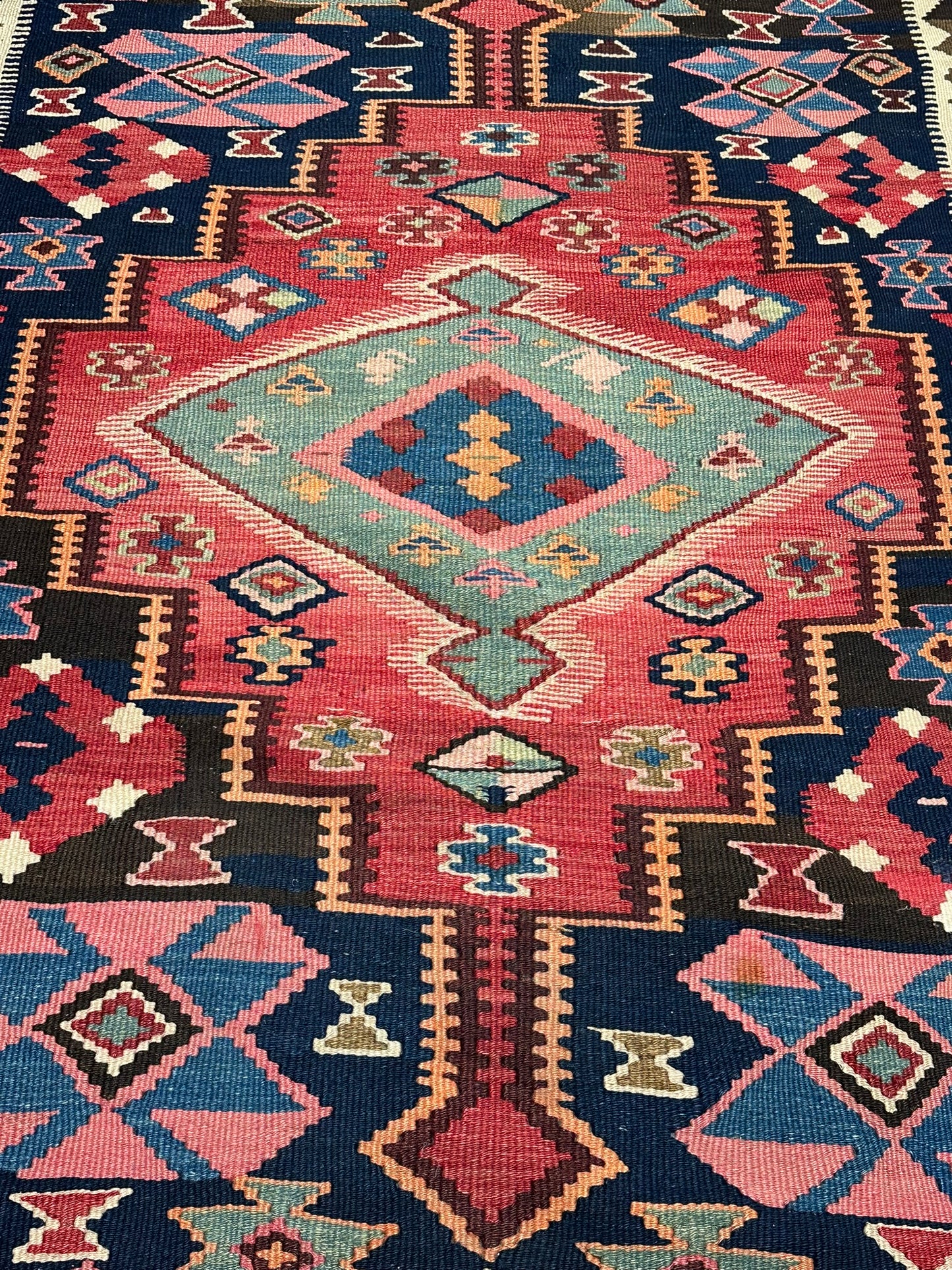 Handgeknüpfter Perser Teppich – Sumack Kelim Art Deco Naturfarben 210X127CM