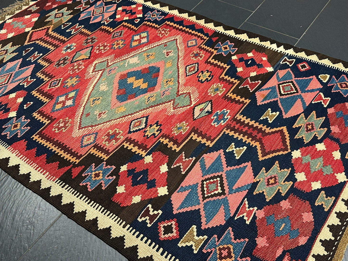 Handgeknüpfter Perser Teppich – Sumack Kelim Art Deco Naturfarben 210X127CM