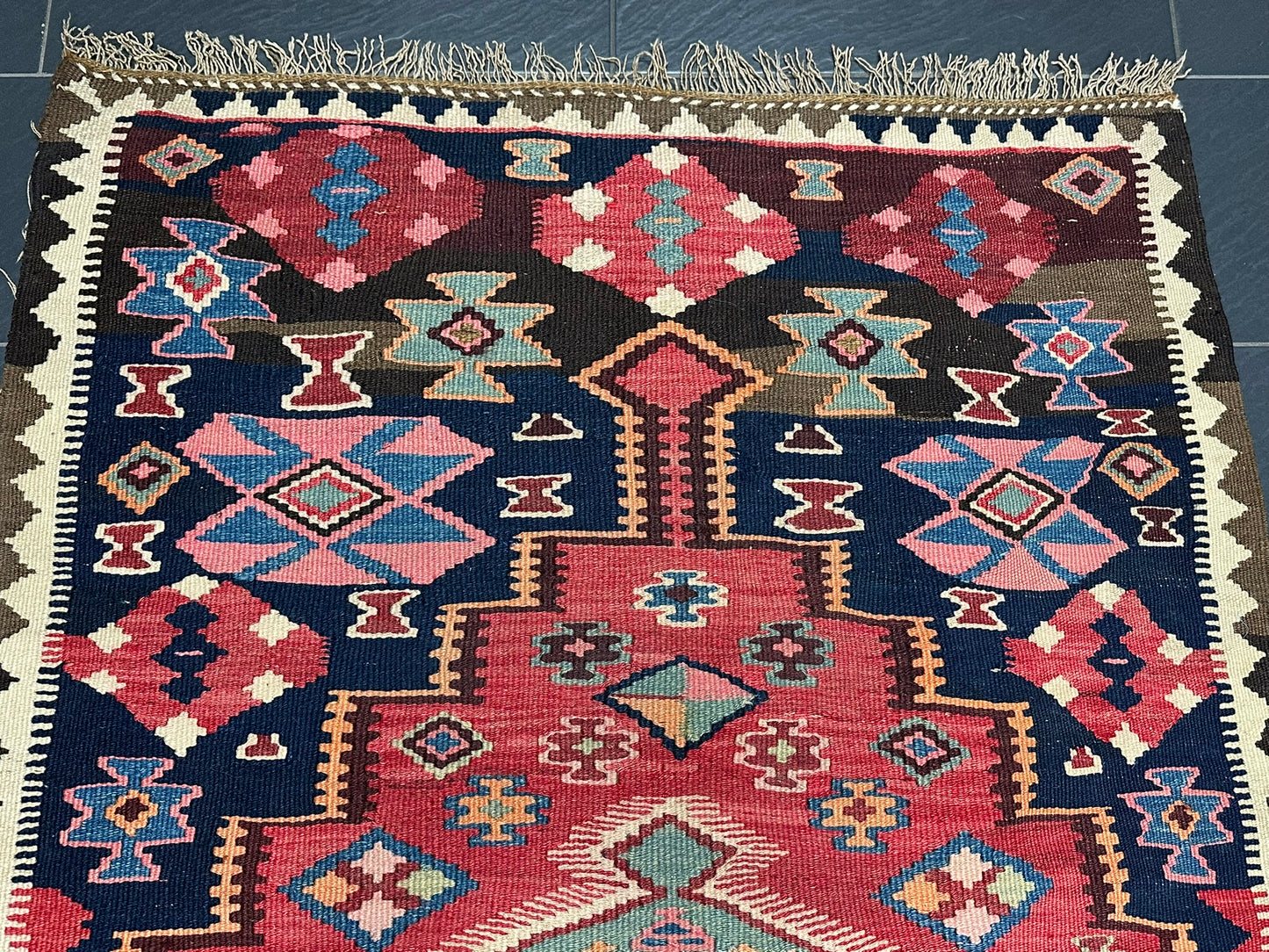 Handgeknüpfter Perser Teppich – Sumack Kelim Art Deco Naturfarben 210X127CM