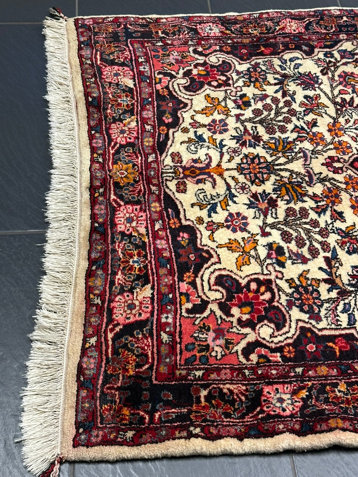 Handgeknüpfter Perser Teppich – Bidjar Rosen Korkwolle NeU 142X107CM