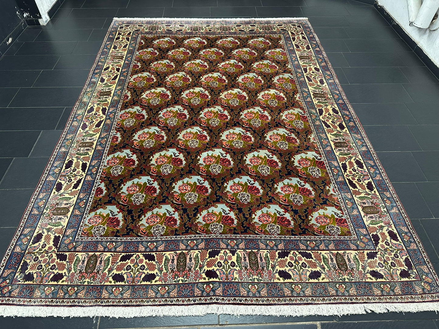 orientteppich handgeknüpft Bidjar SENNEH floral 348x258 cm