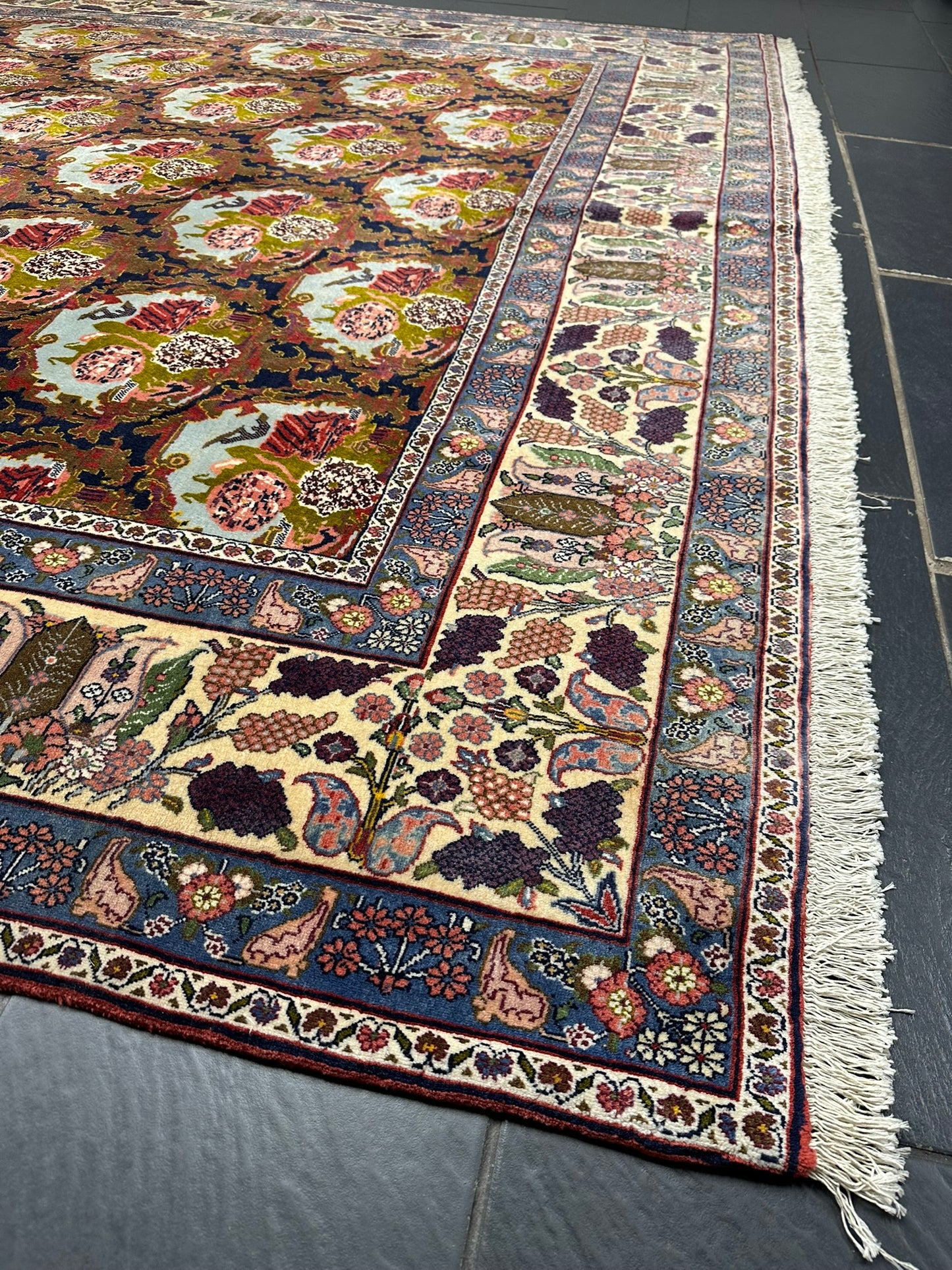 orientteppich handgeknüpft Bidjar SENNEH floral 348x258 cm