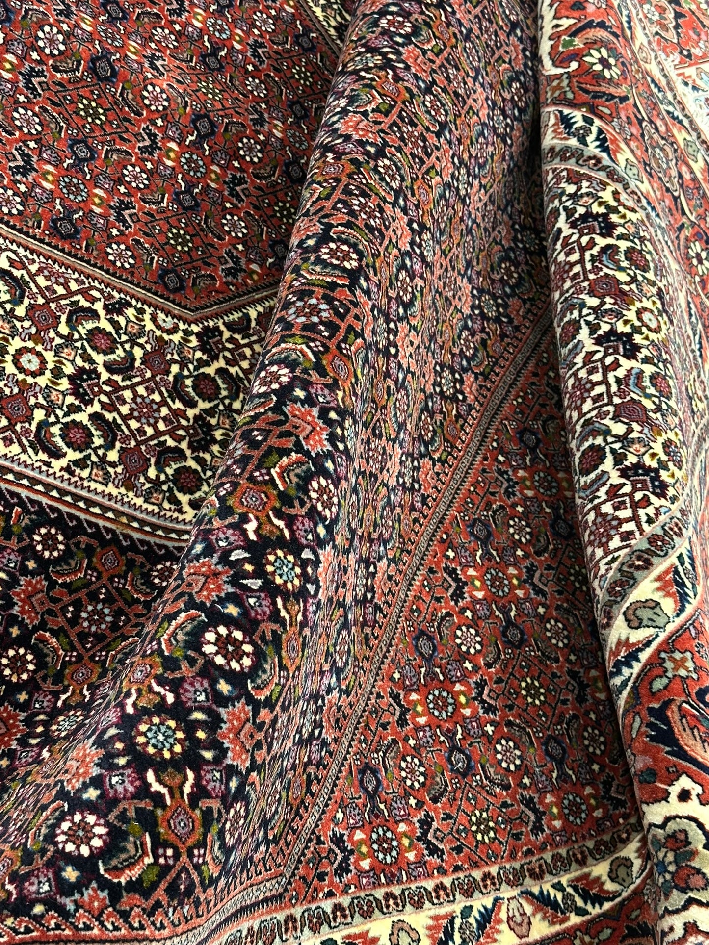 orientteppich handgeknüpft Bidjar Medaillon Korkwolle 348x258 cm