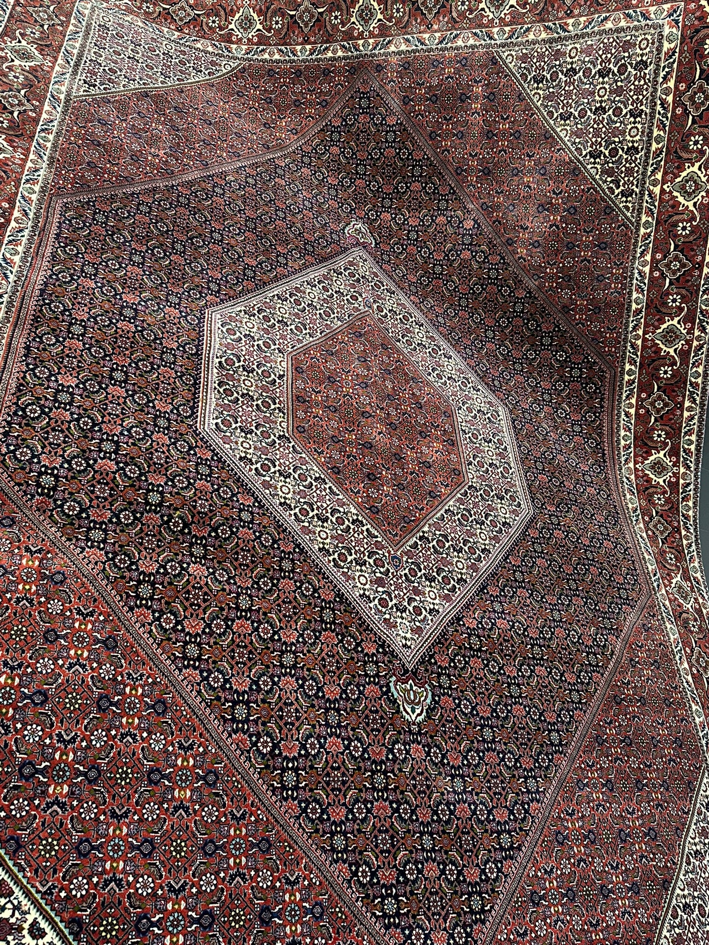 orientteppich handgeknüpft Bidjar Medaillon Korkwolle 348x258 cm