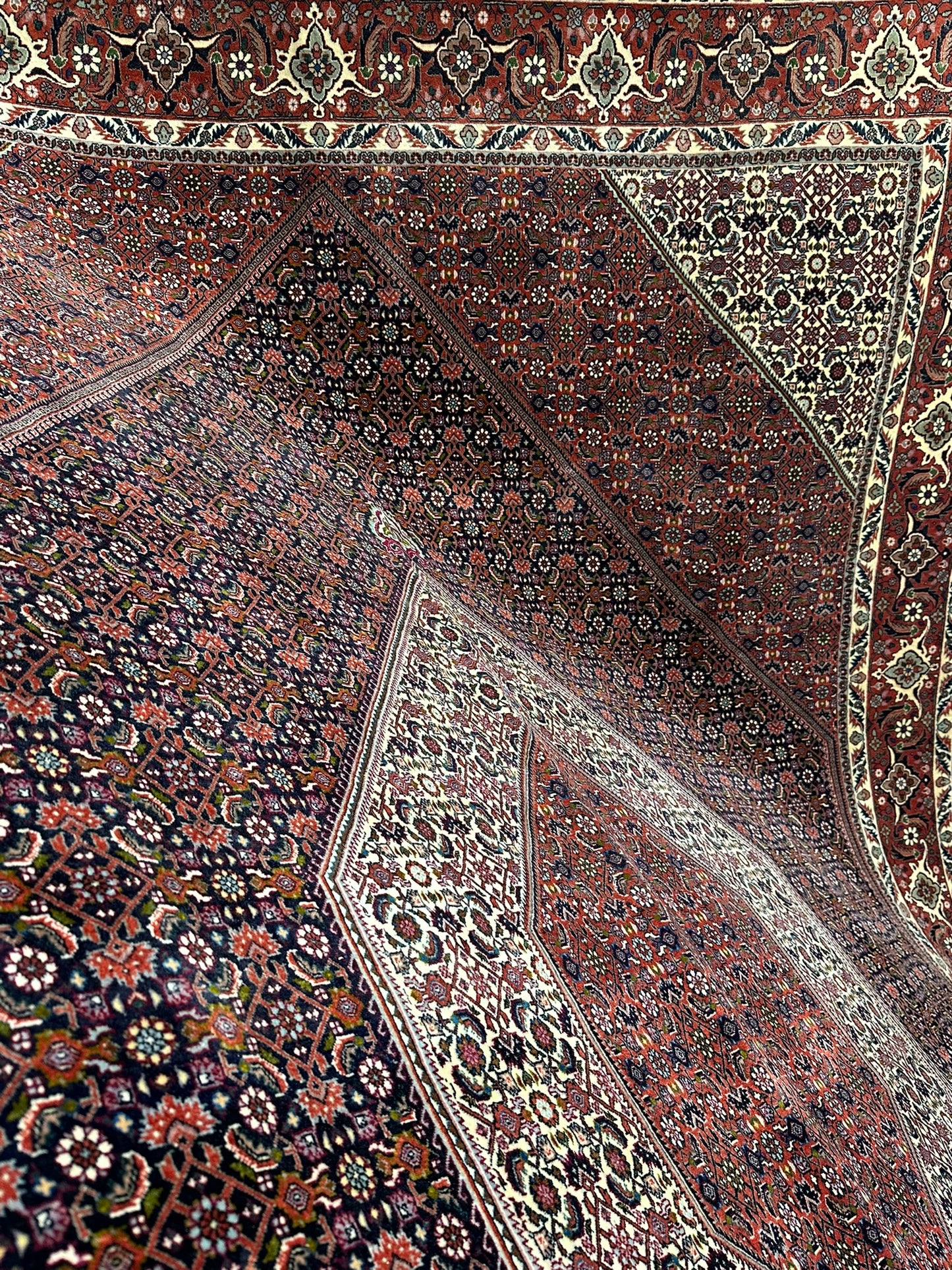orientteppich handgeknüpft Bidjar Medaillon Korkwolle 348x258 cm