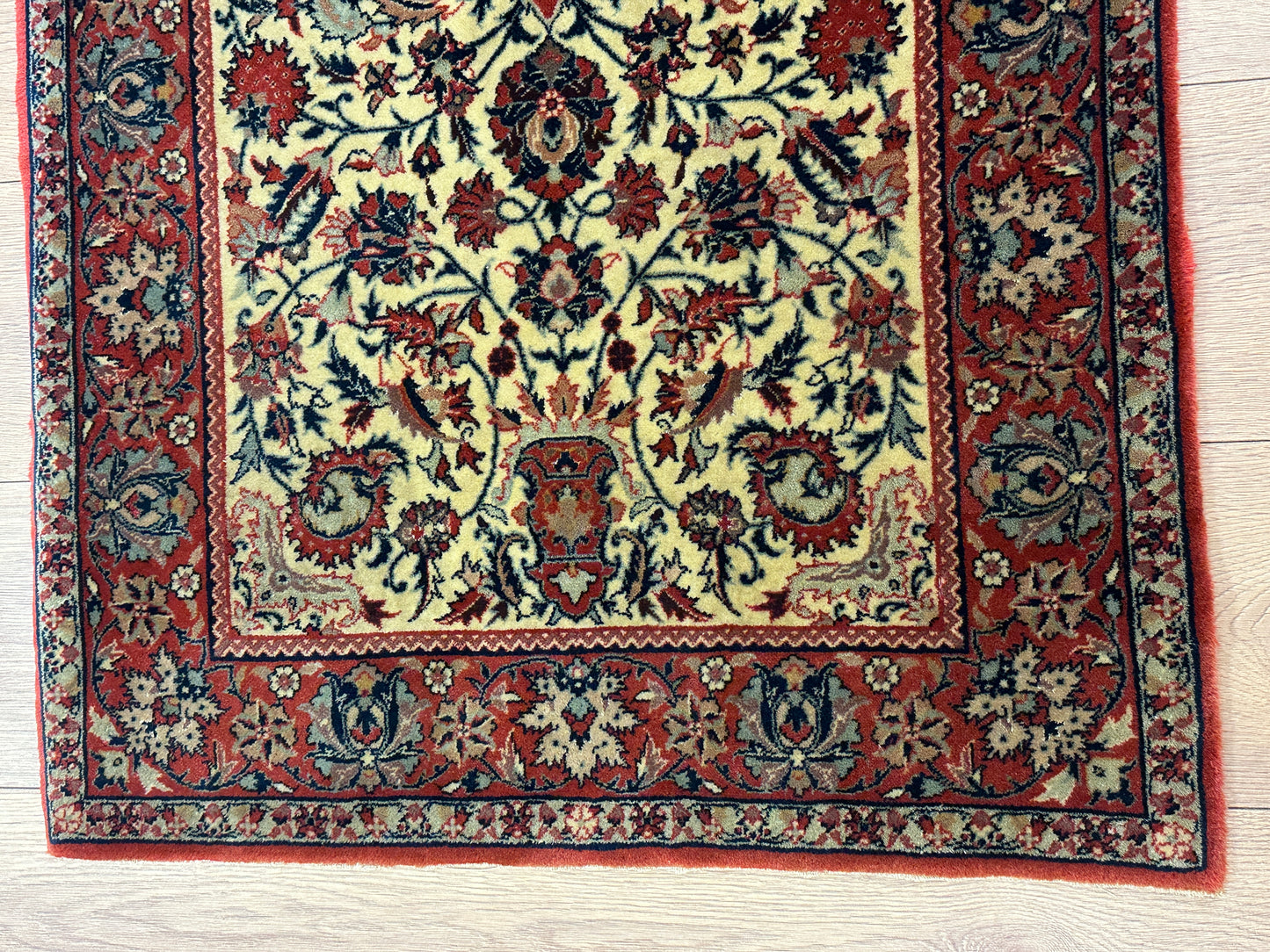 Handgeknüpfter Perser Orientteppich: Eleganter Ispahan 145x70cm
